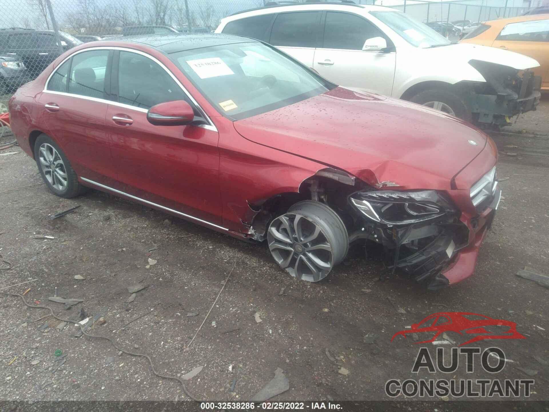 MERCEDES-BENZ C-CLASS 2016 - 55SWF4KB3GU107567