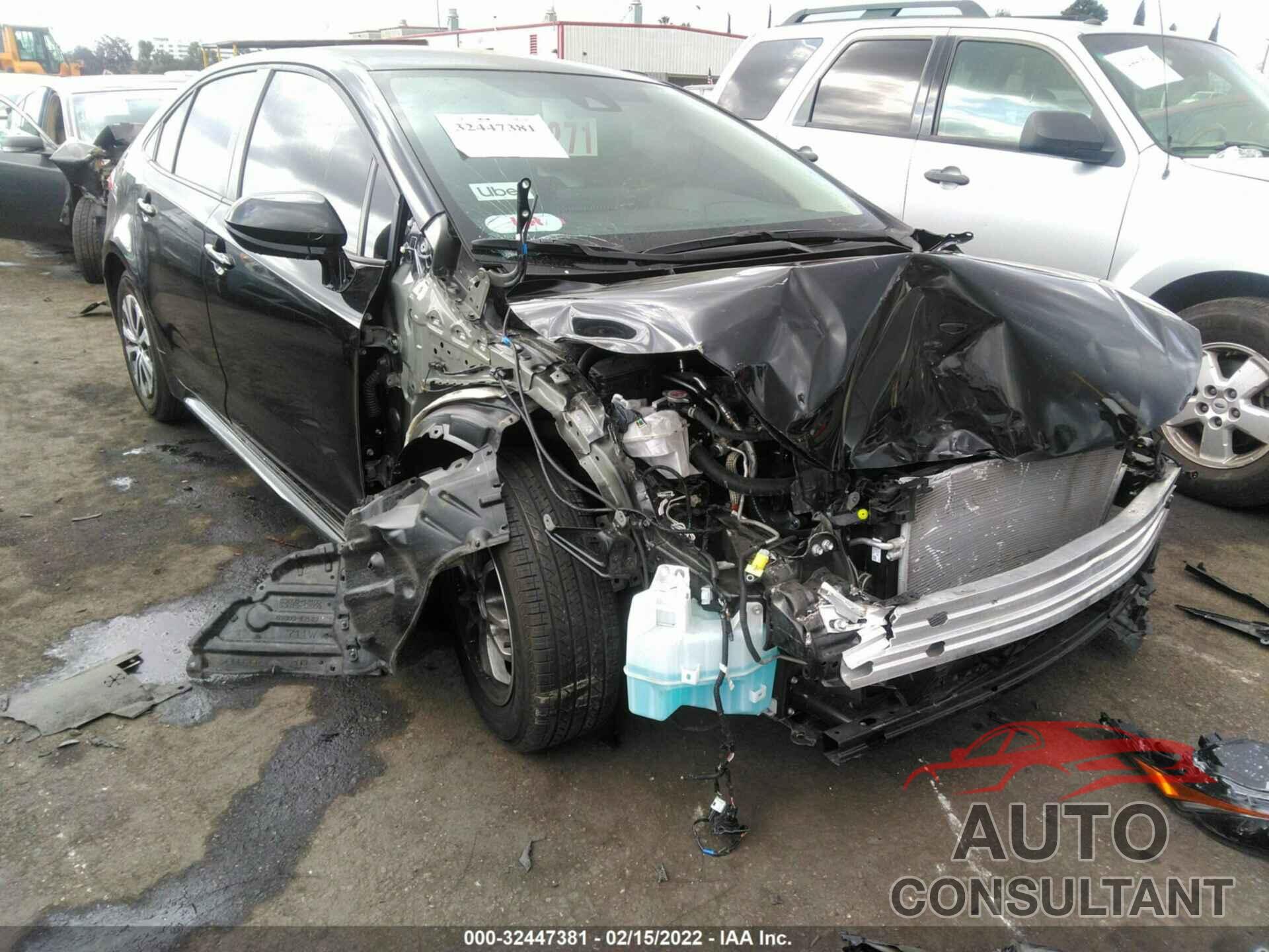 TOYOTA COROLLA 2022 - JTDEAMDE5NJ044819