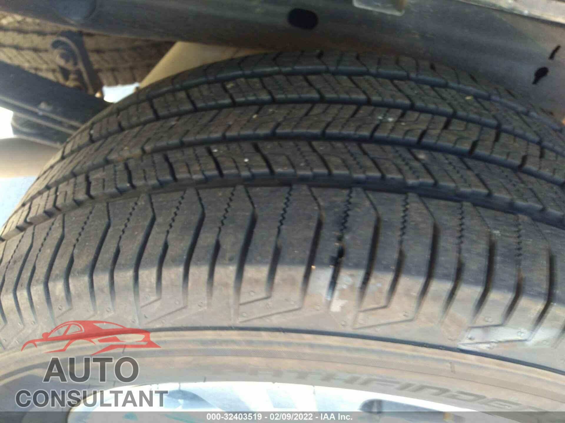 CHEVROLET SILVERADO 1500 2018 - 3GCPCPEC1JG329529
