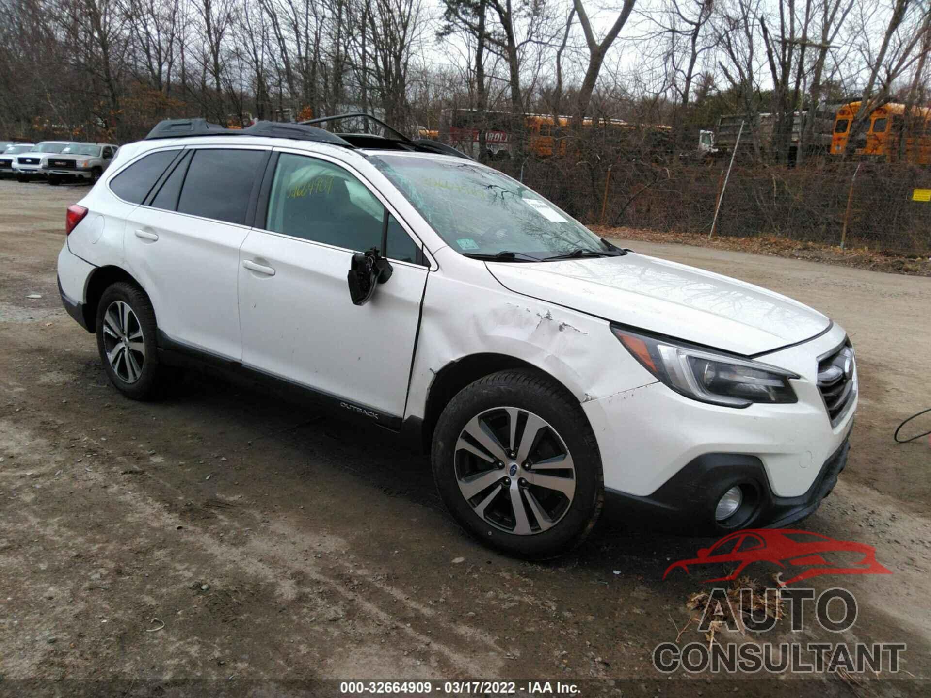SUBARU OUTBACK 2018 - 4S4BSANCXJ3240700
