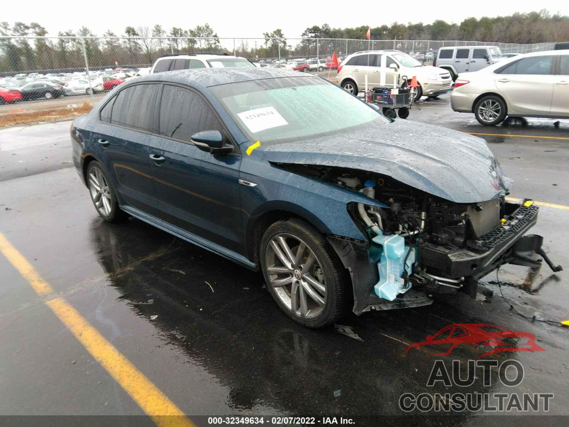 VOLKSWAGEN PASSAT 2018 - 1VWAA7A39JC029237