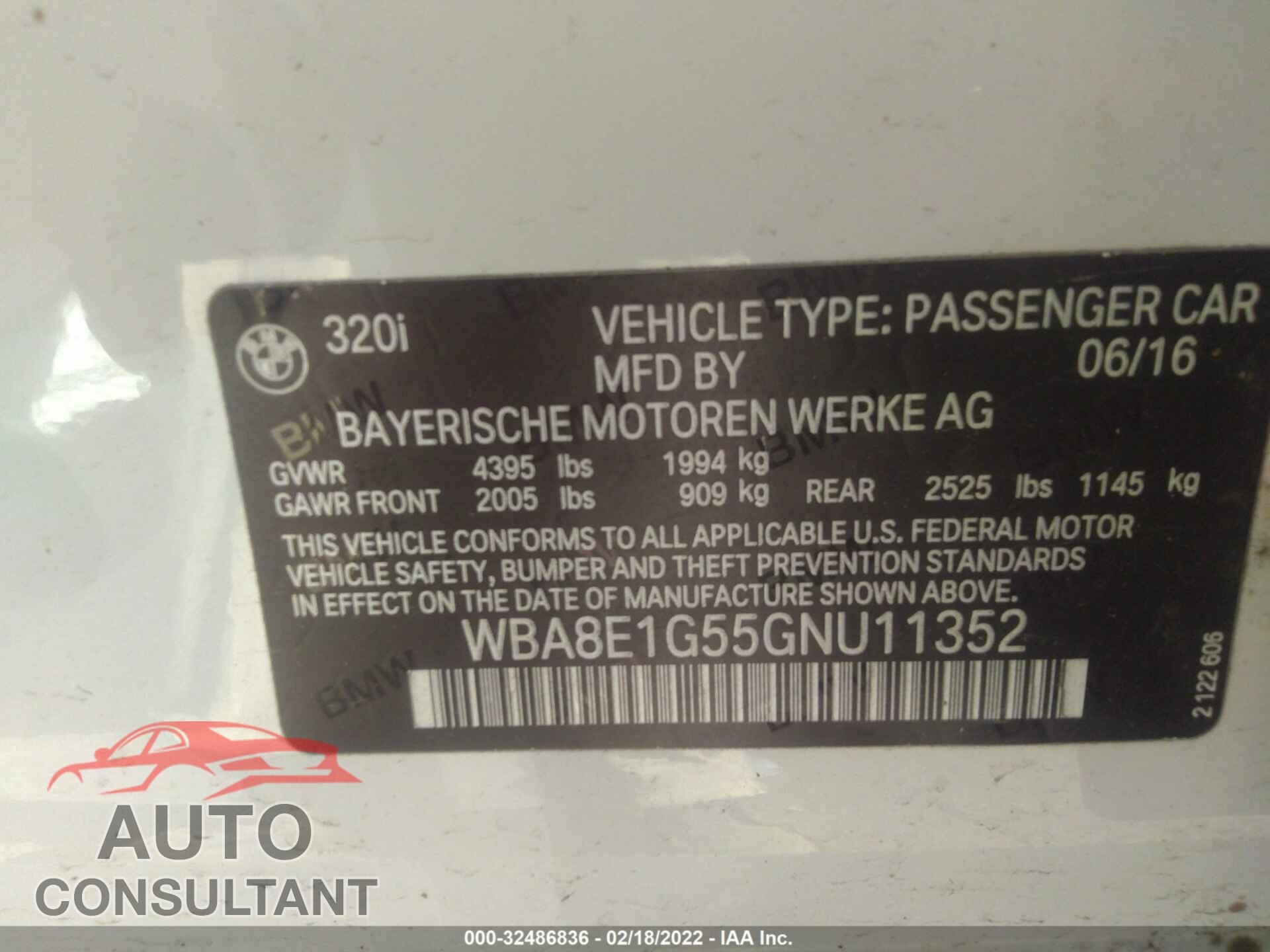 BMW 3 SERIES 2016 - WBA8E1G55GNU11352