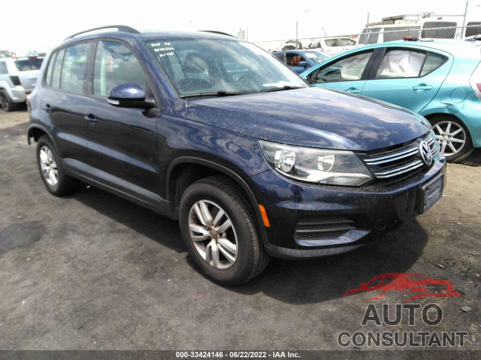 VOLKSWAGEN TIGUAN 2016 - WVGAV7AX3GW555442