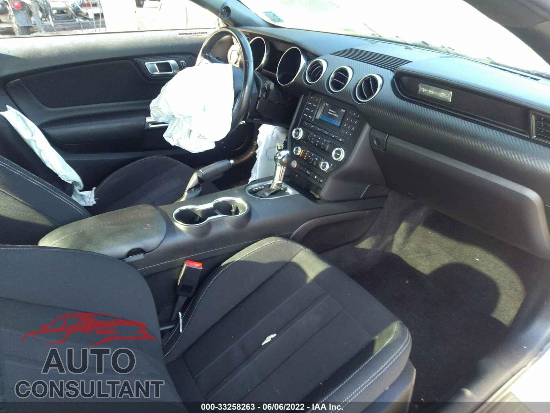 FORD MUSTANG 2018 - 1FA6P8TH0J5163828