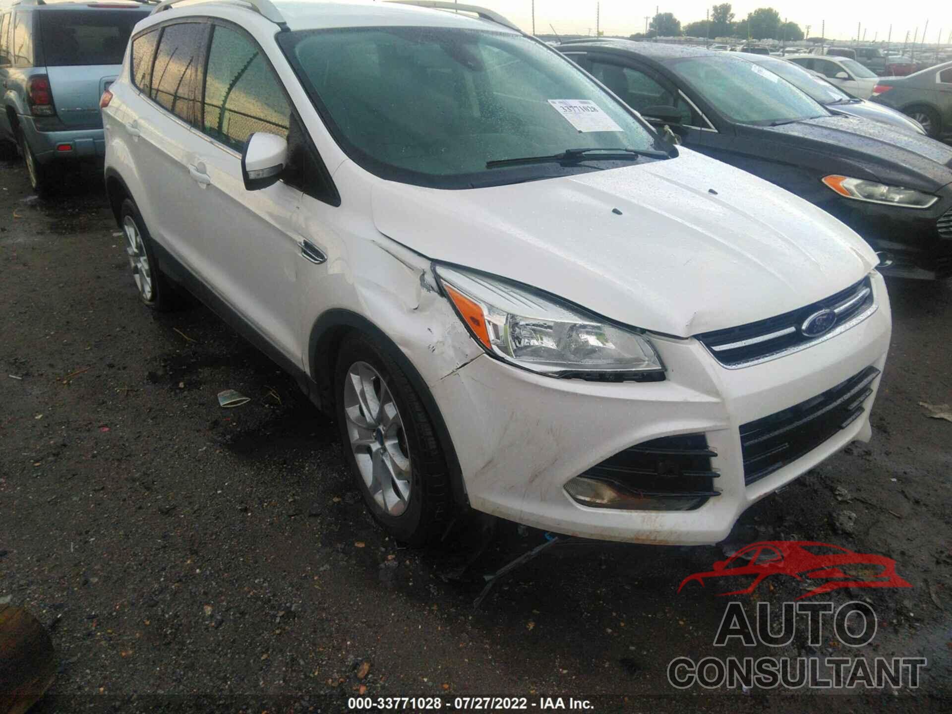 FORD ESCAPE 2016 - 1FMCU9J97GUC62728