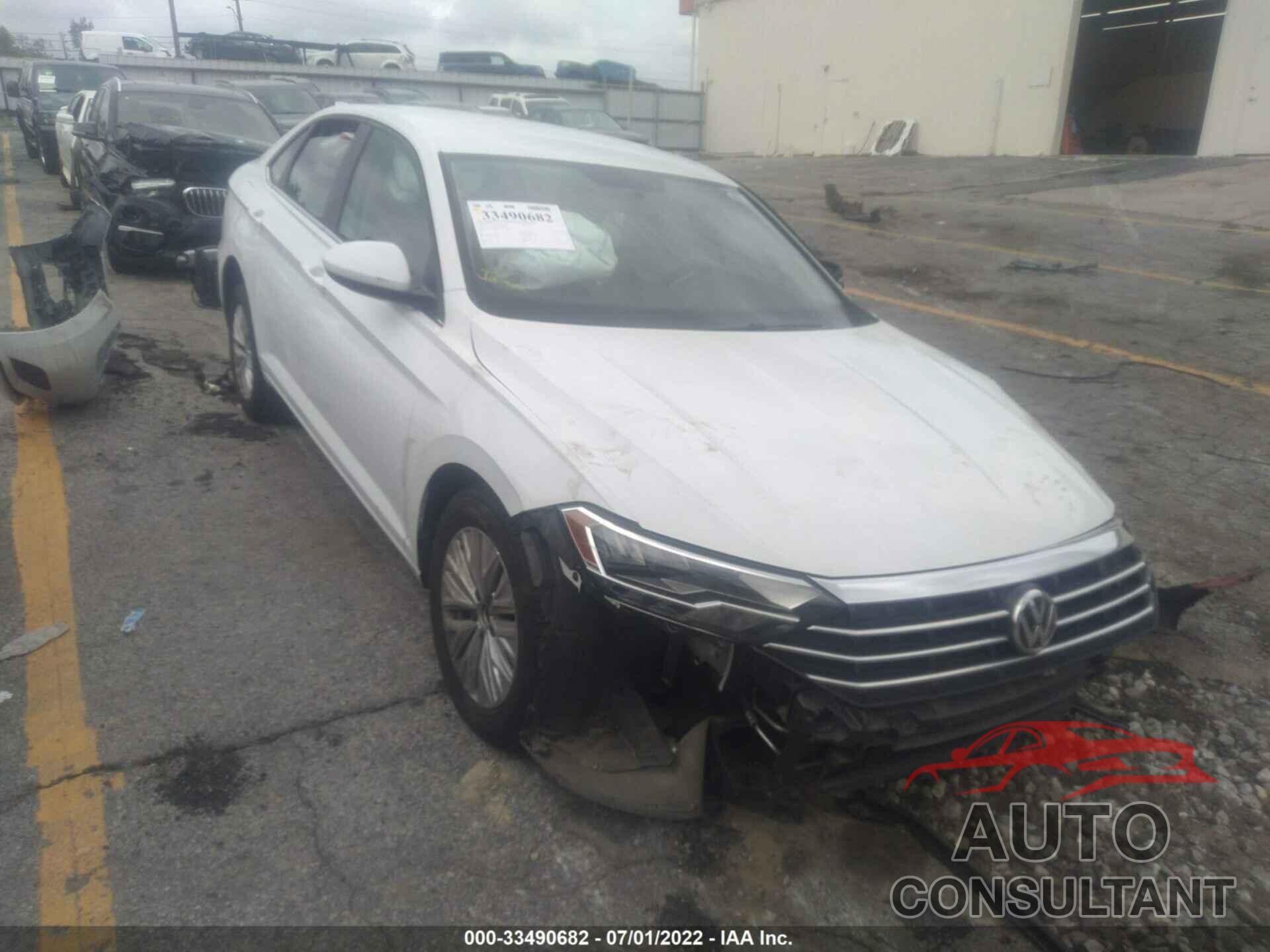 VOLKSWAGEN JETTA 2019 - 3VWCB7BU6KM267818