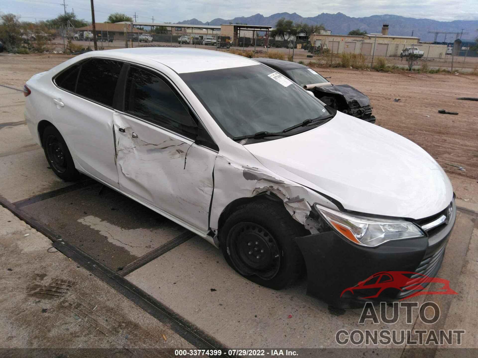 TOYOTA CAMRY 2016 - 4T4BF1FK9GR563901