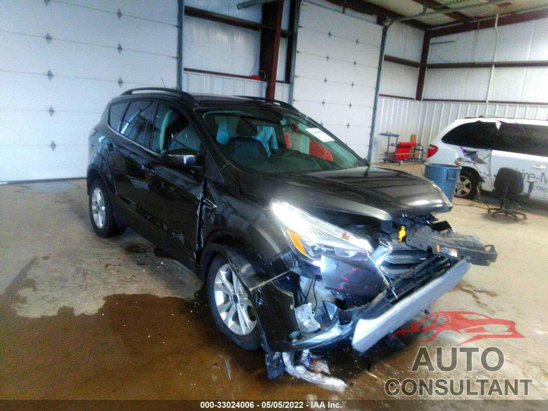FORD ESCAPE 2017 - 1FMCU0GD1HUD38436