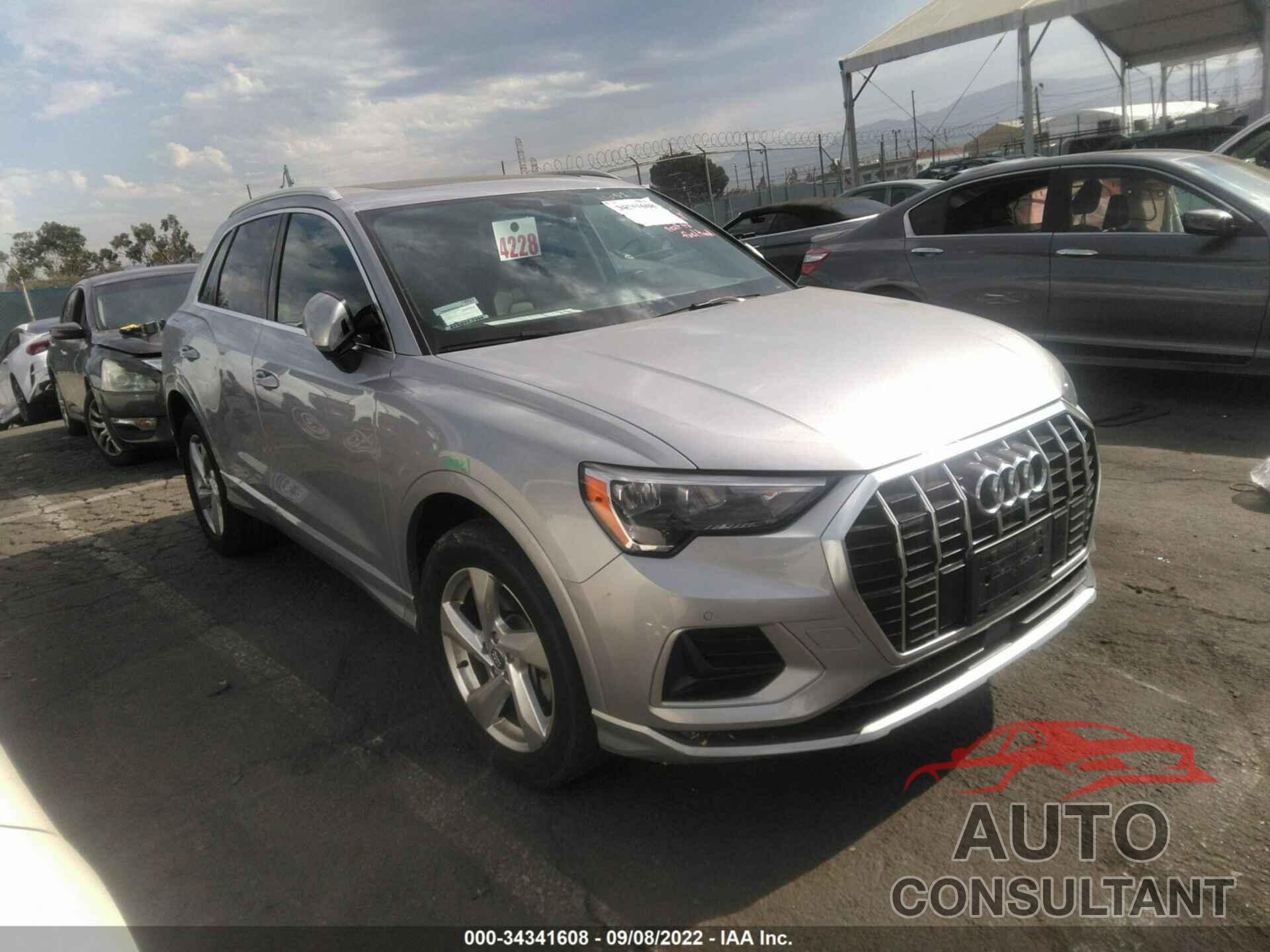 AUDI Q3 2019 - WA1AECF38K1086920