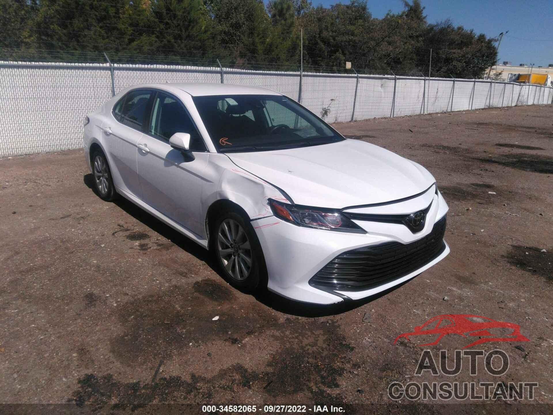 TOYOTA CAMRY 2020 - 4T1C11AK1LU886144