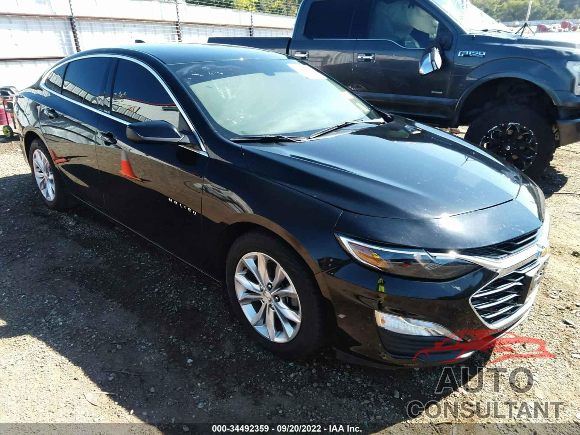 CHEVROLET MALIBU 2019 - 1G1ZD5ST5KF119770