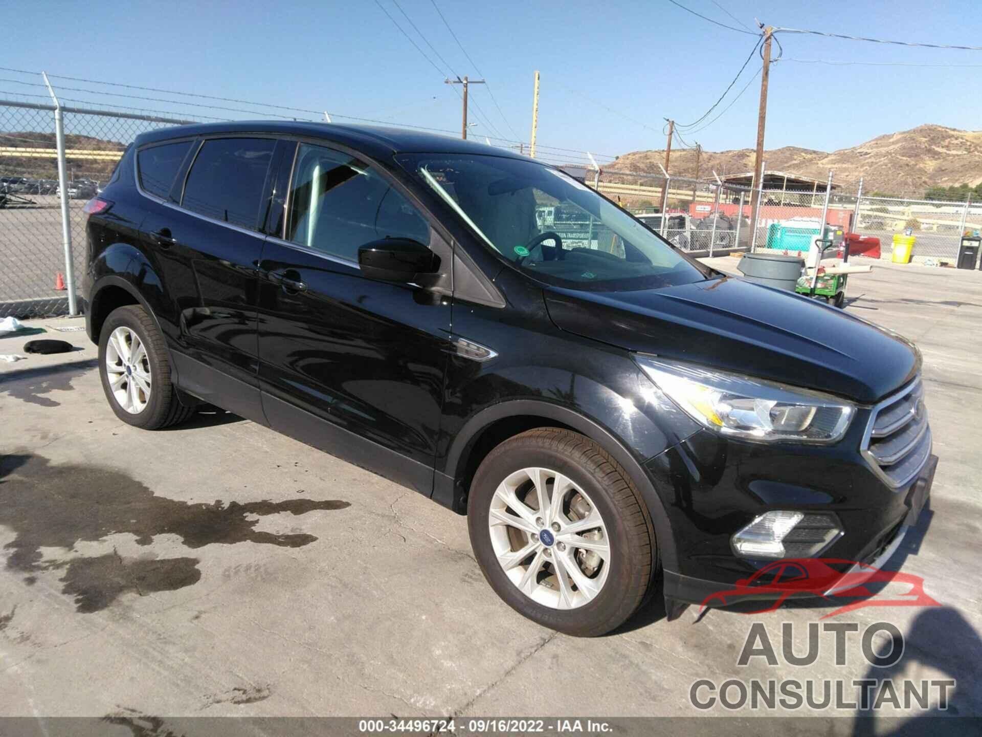 FORD ESCAPE 2017 - 1FMCU9GD3HUB64597