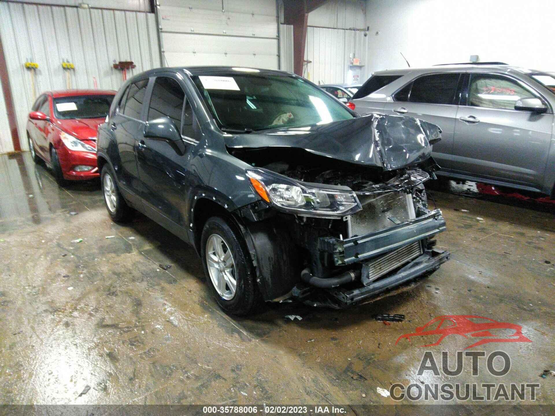 CHEVROLET TRAX 2019 - 3GNCJNSB0KL189493