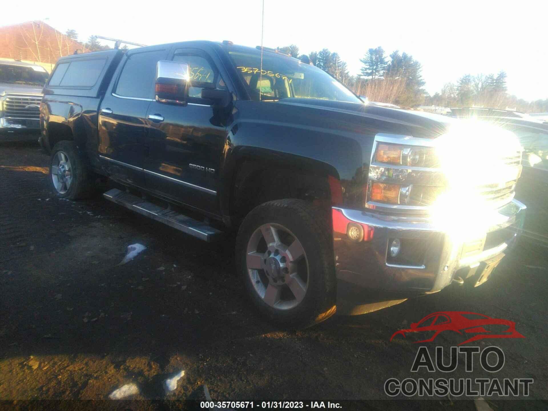 CHEVROLET SILVERADO 2500HD 2017 - 1GC1KWEG4HF200685