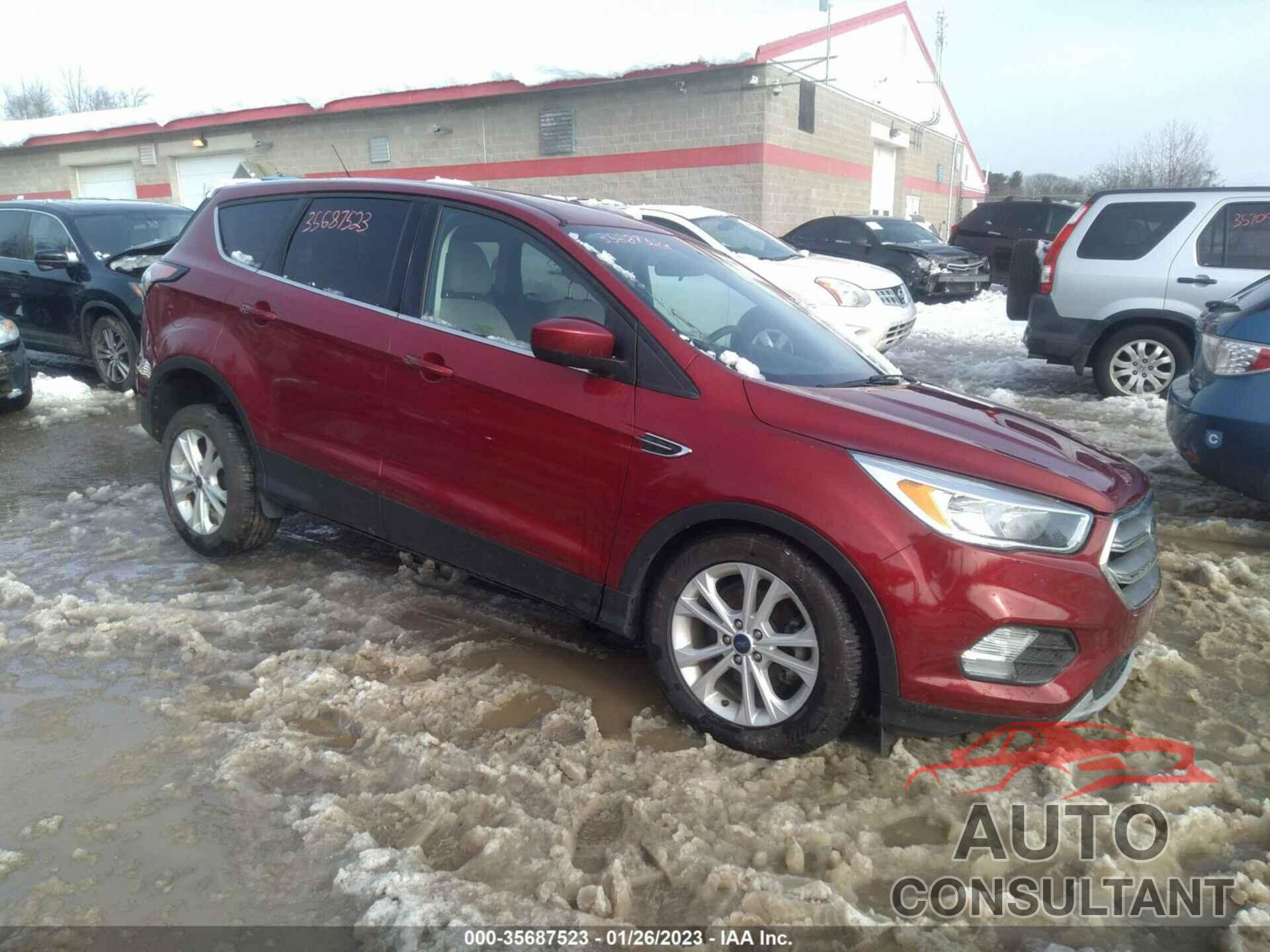 FORD ESCAPE 2017 - 1FMCU0GD6HUD24760