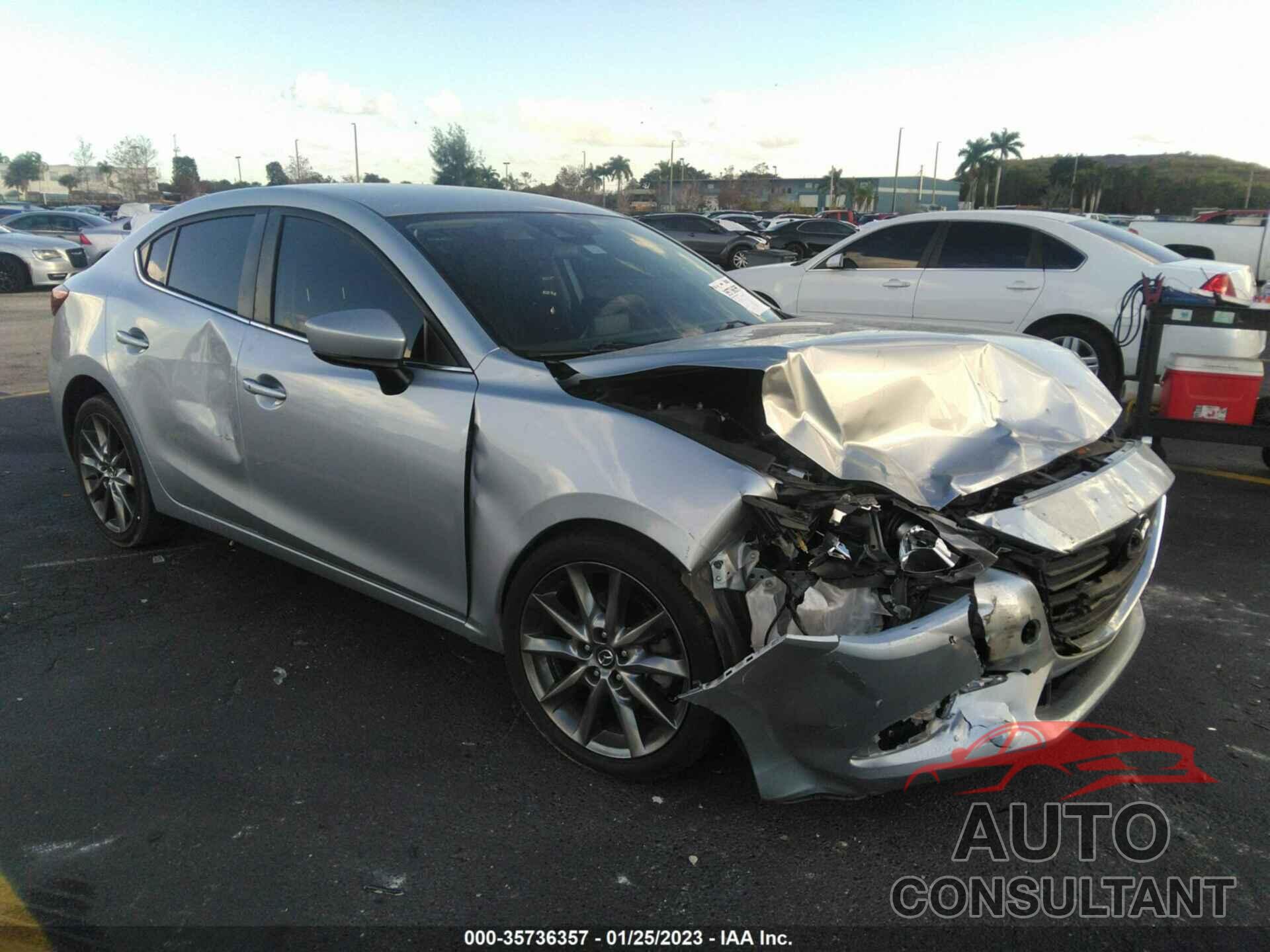 MAZDA MAZDA3 4-DOOR 2018 - 3MZBN1V35JM220586