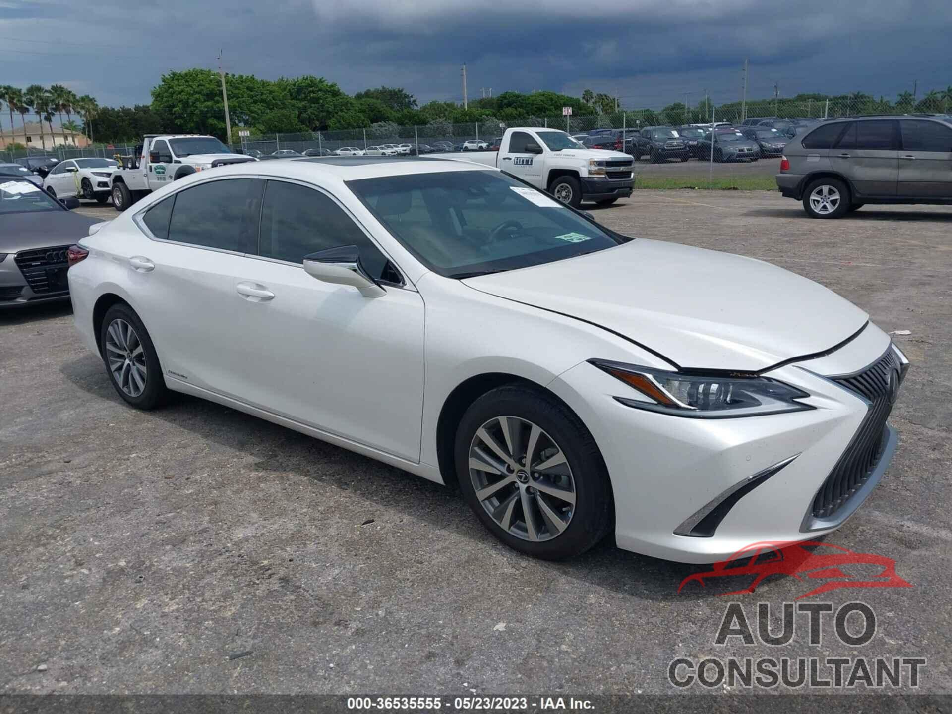 LEXUS ES 2020 - 58AD21B15LU012637