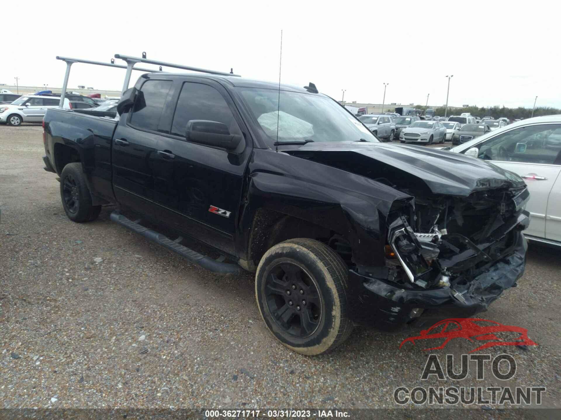 CHEVROLET SILVERADO 1500 2017 - 1GCVKREC4HZ271092