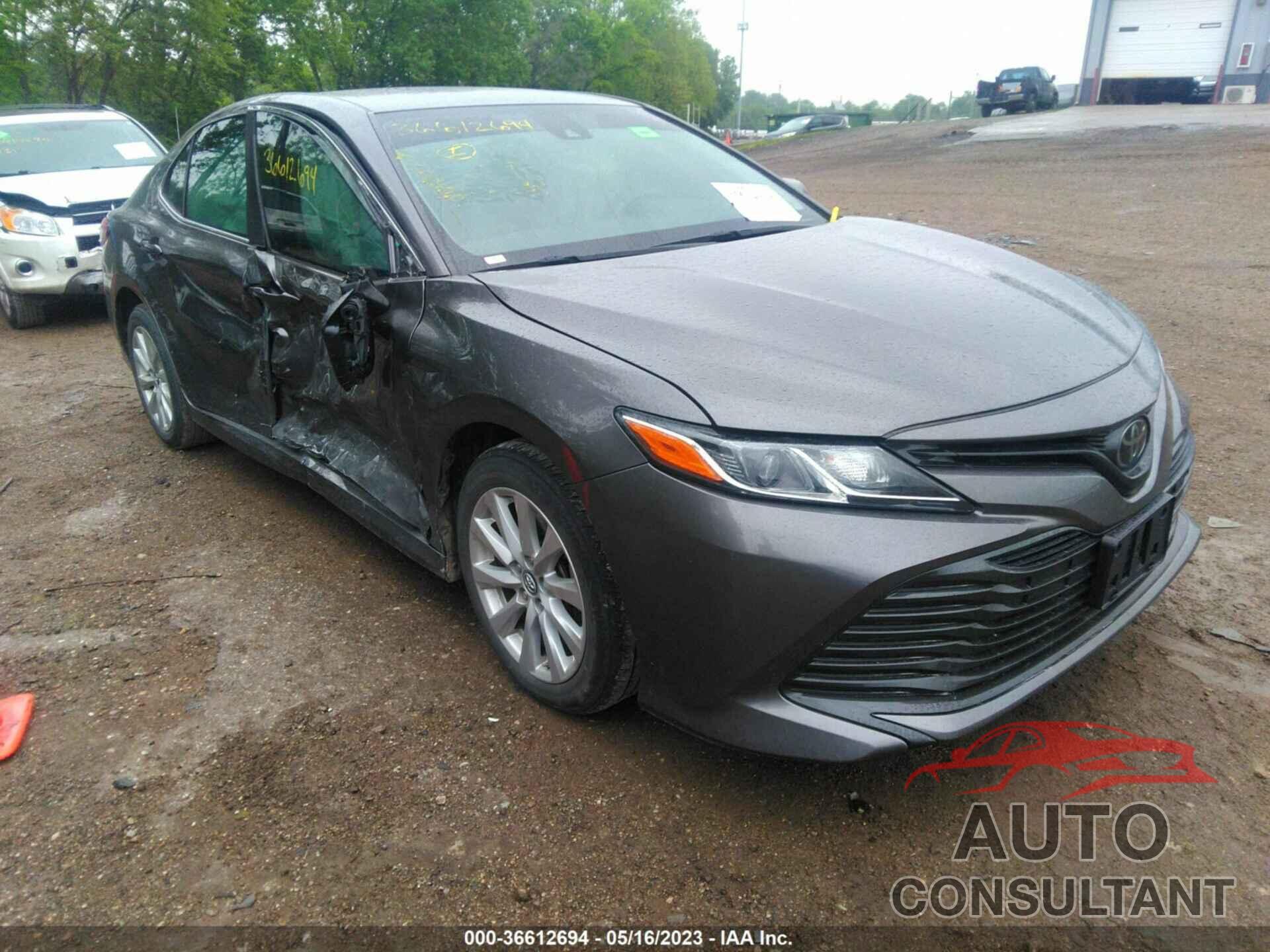 TOYOTA CAMRY 2019 - 4T1B11HKXKU257143