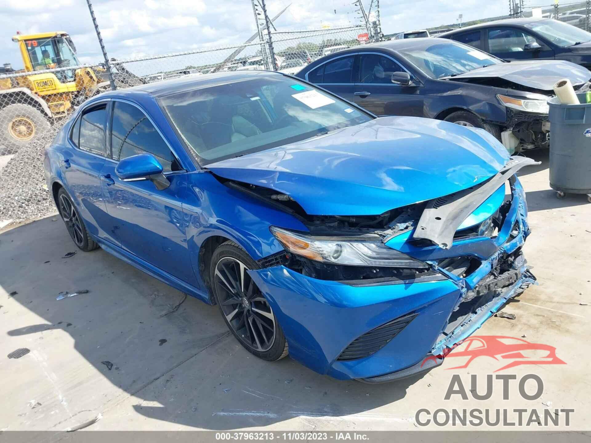 TOYOTA CAMRY 2019 - 4T1B61HK3KU299719