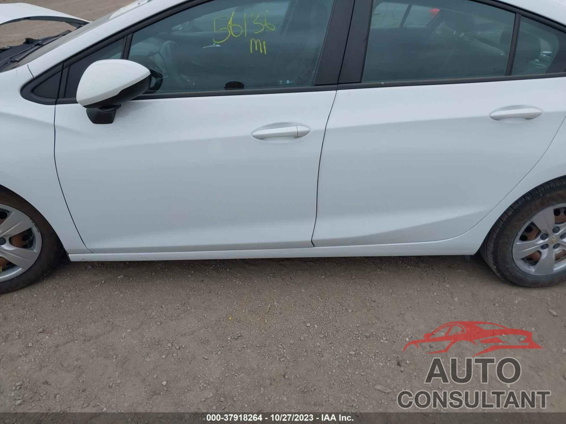 CHEVROLET CRUZE 2018 - 1G1BC5SM8J7127450