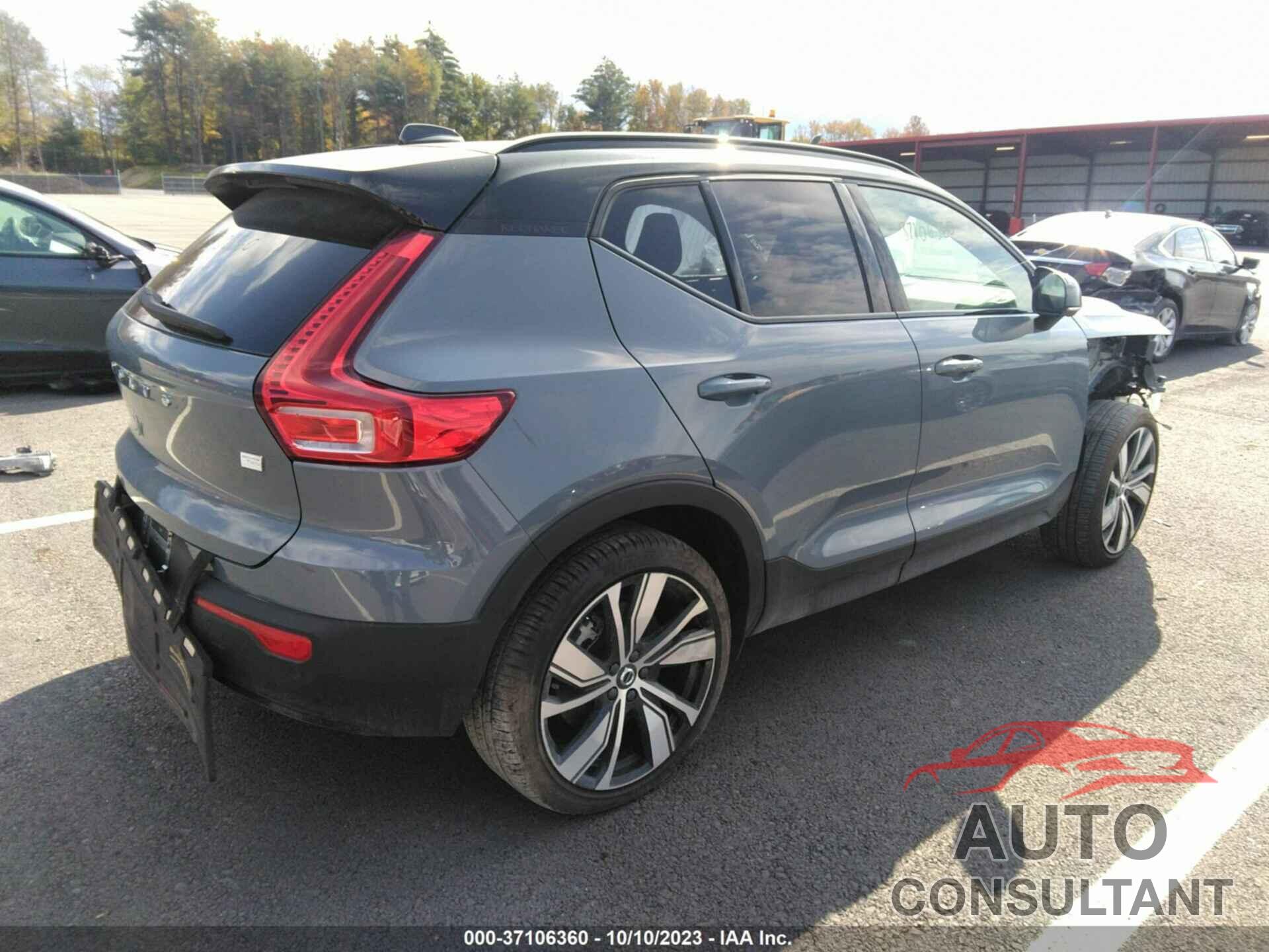 VOLVO XC40 RECHARGE PURE ELECTRIC 2022 - YV4ED3UB0N2712167