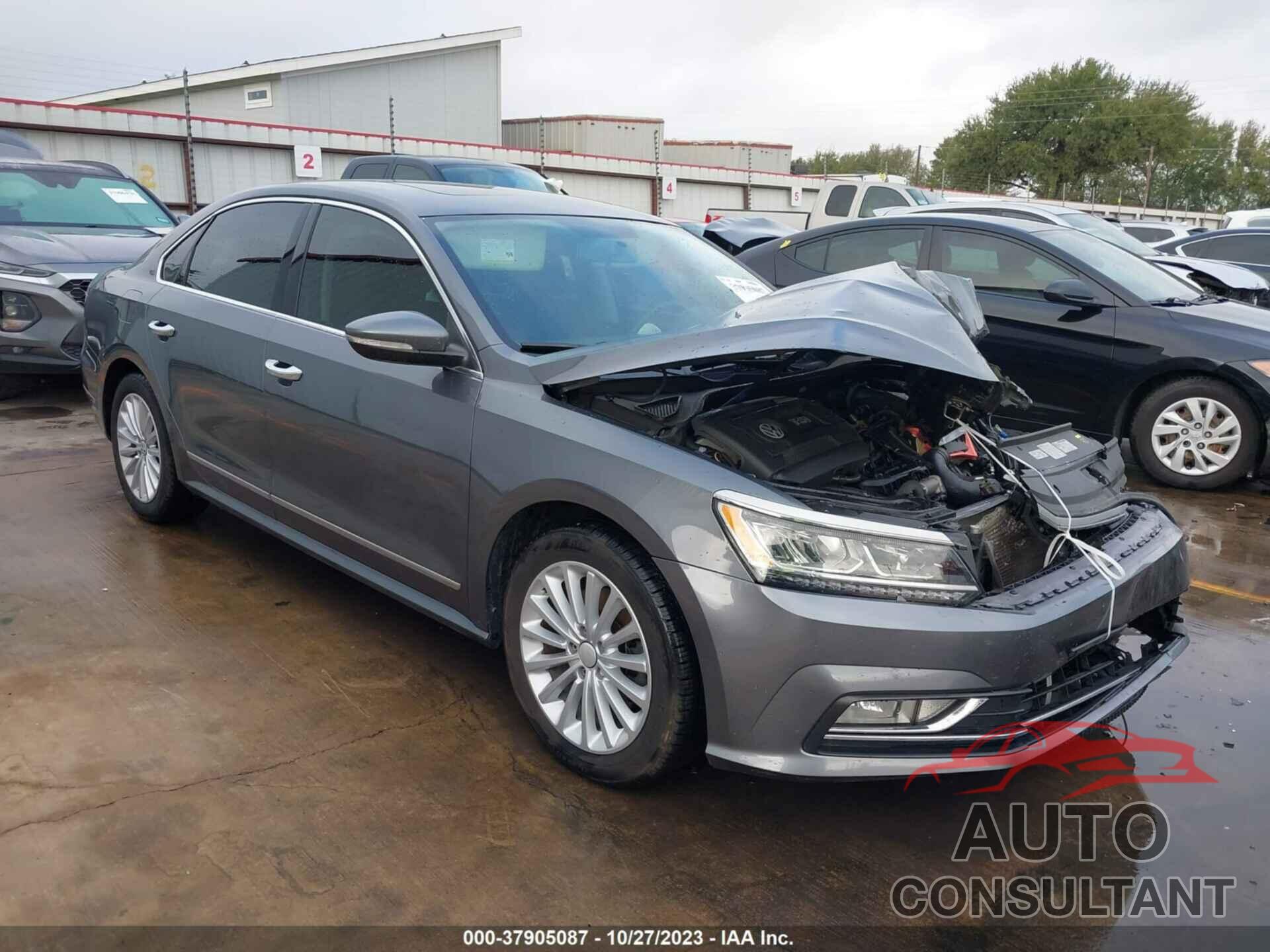VOLKSWAGEN PASSAT 2017 - 1VWBT7A39HC079127