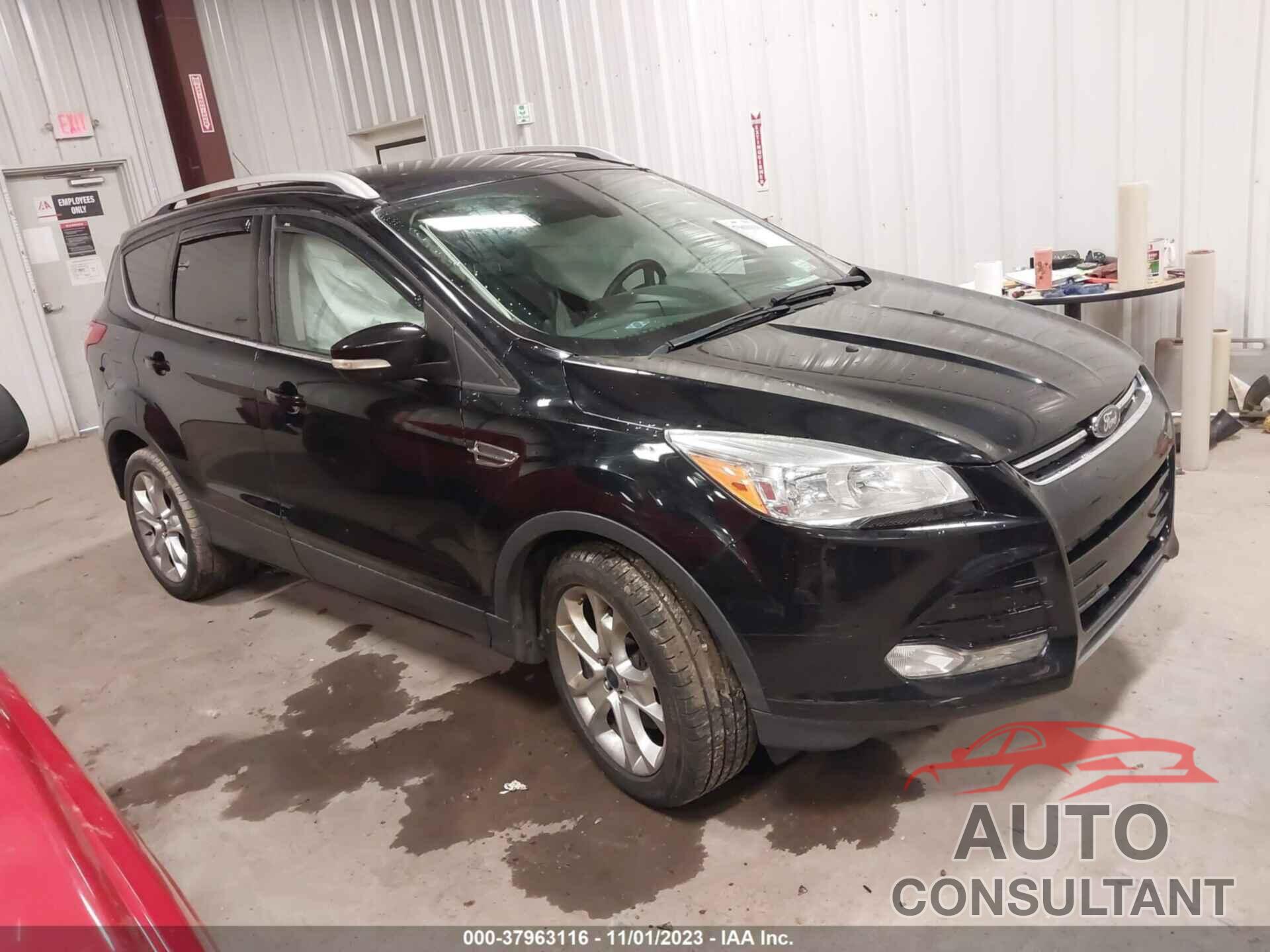 FORD ESCAPE 2016 - 1FMCU9J96GUB86791