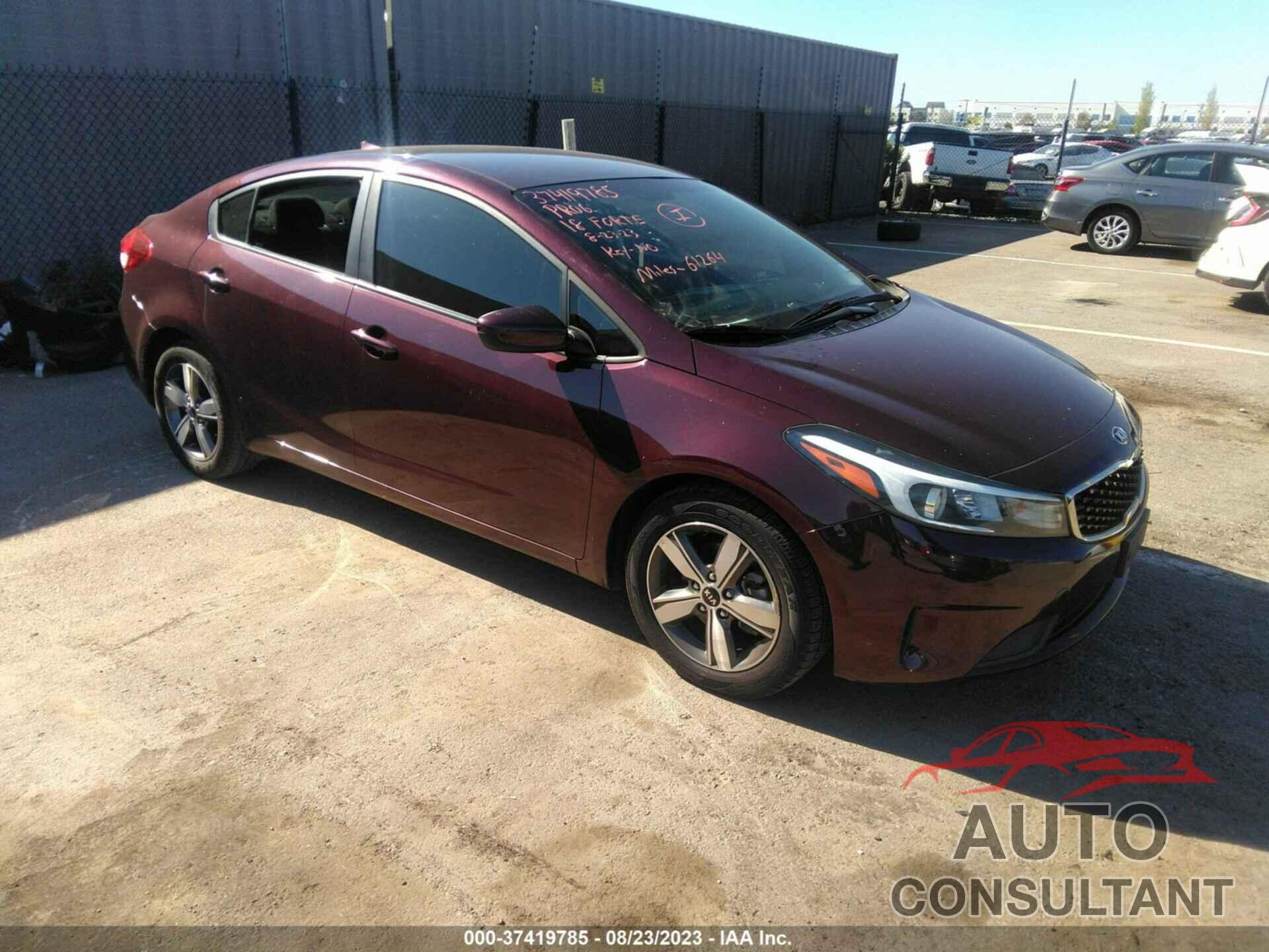 KIA FORTE 2018 - 3KPFL4A75JE242845