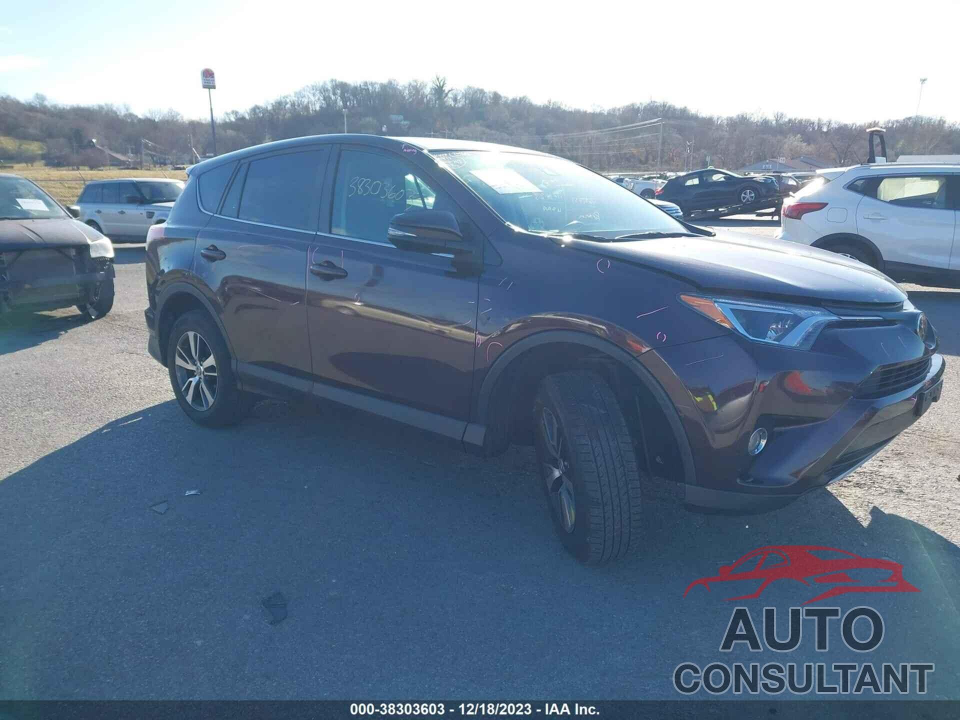 TOYOTA RAV4 2018 - 2T3RFREV5JW813538