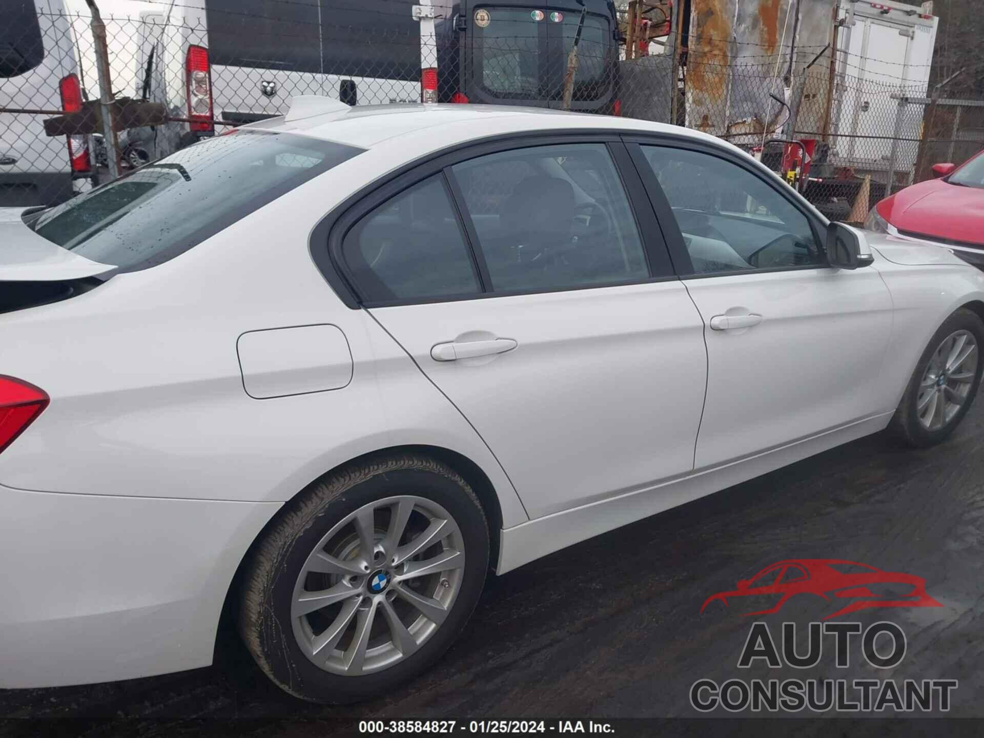 BMW 320I 2018 - WBA8E5G51JNV02889