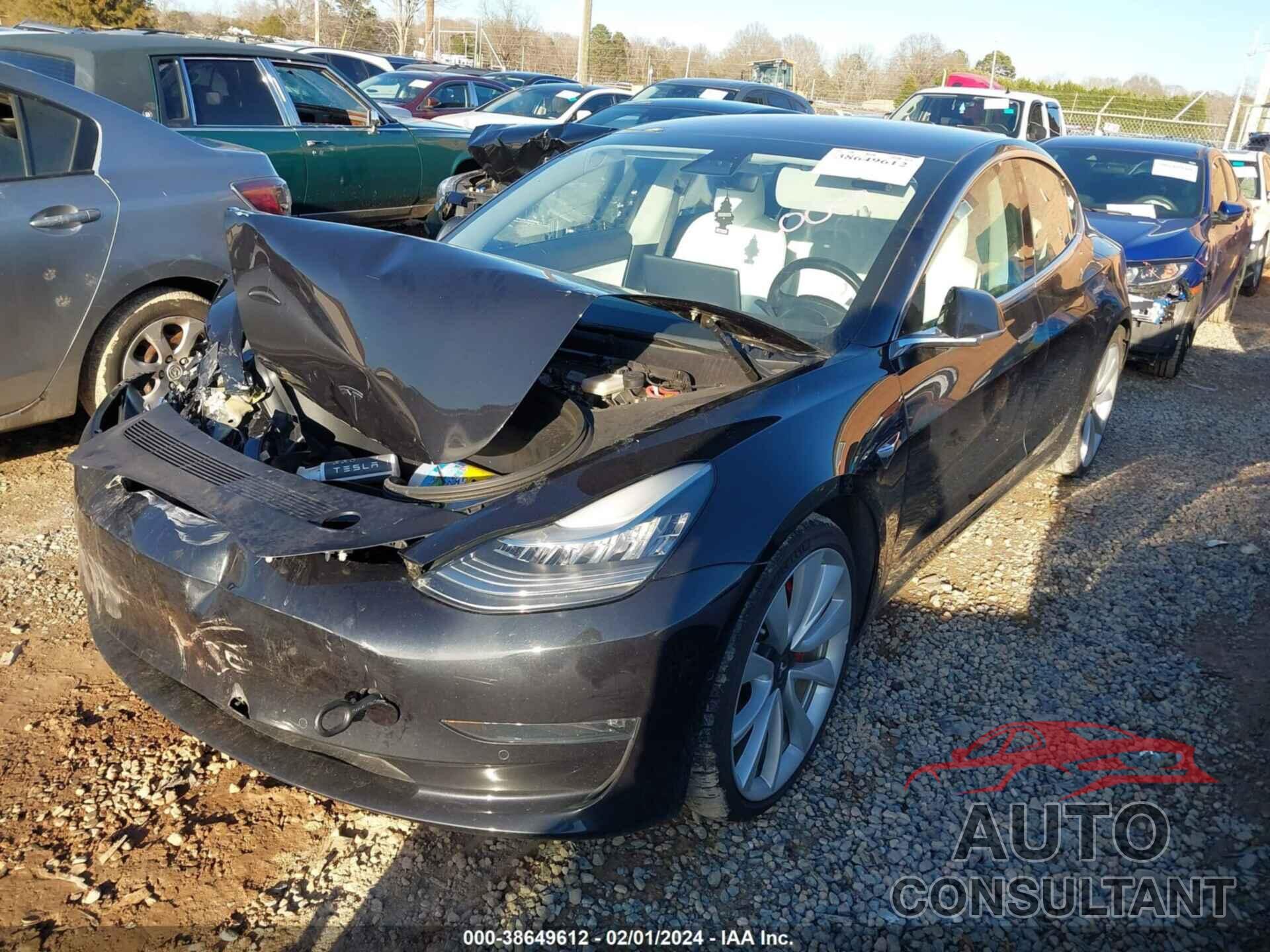 TESLA MODEL 3 2018 - 5YJ3E1EB6JF070054