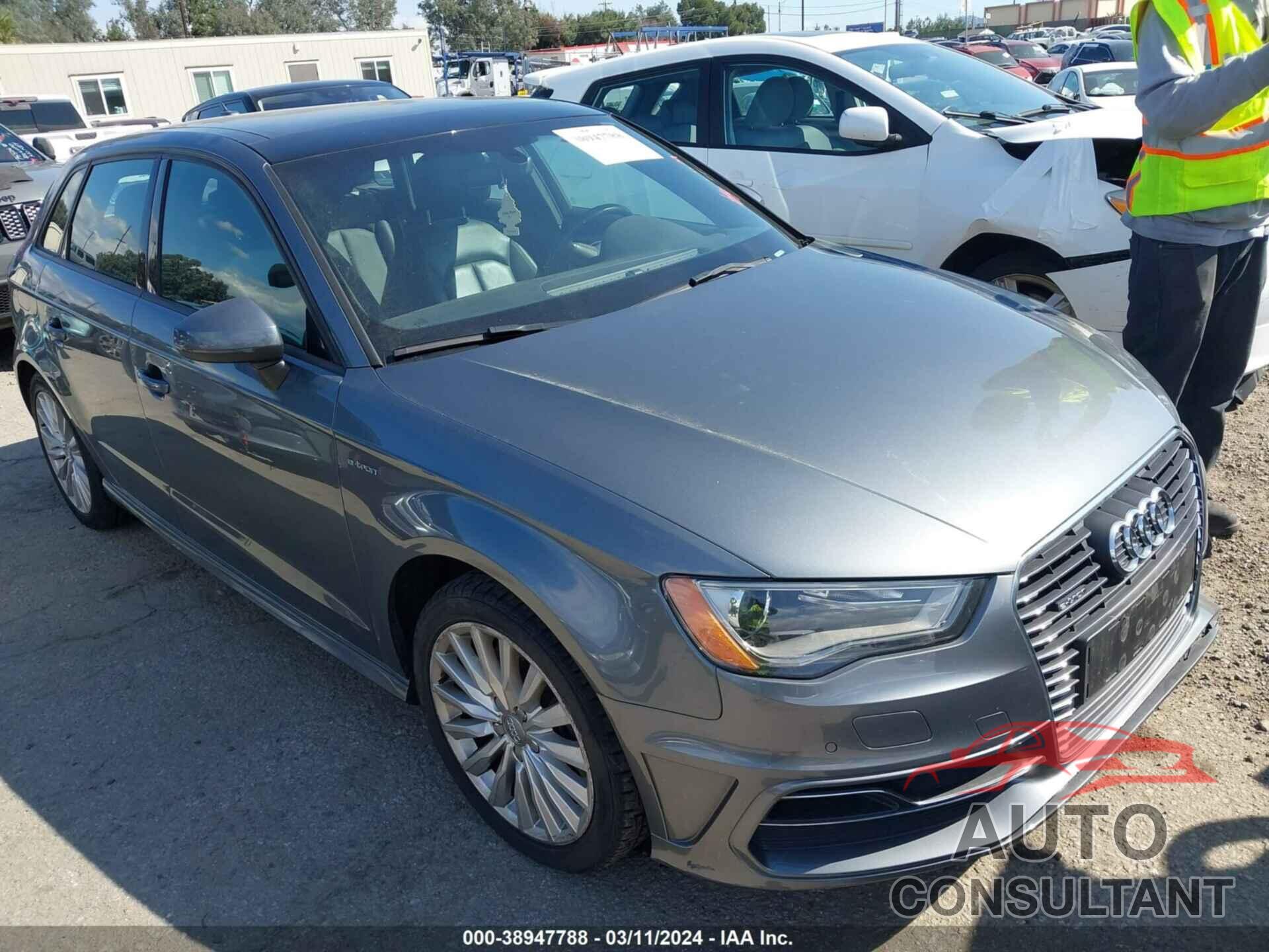 AUDI A3 2016 - WAUUPBFF2GA131470