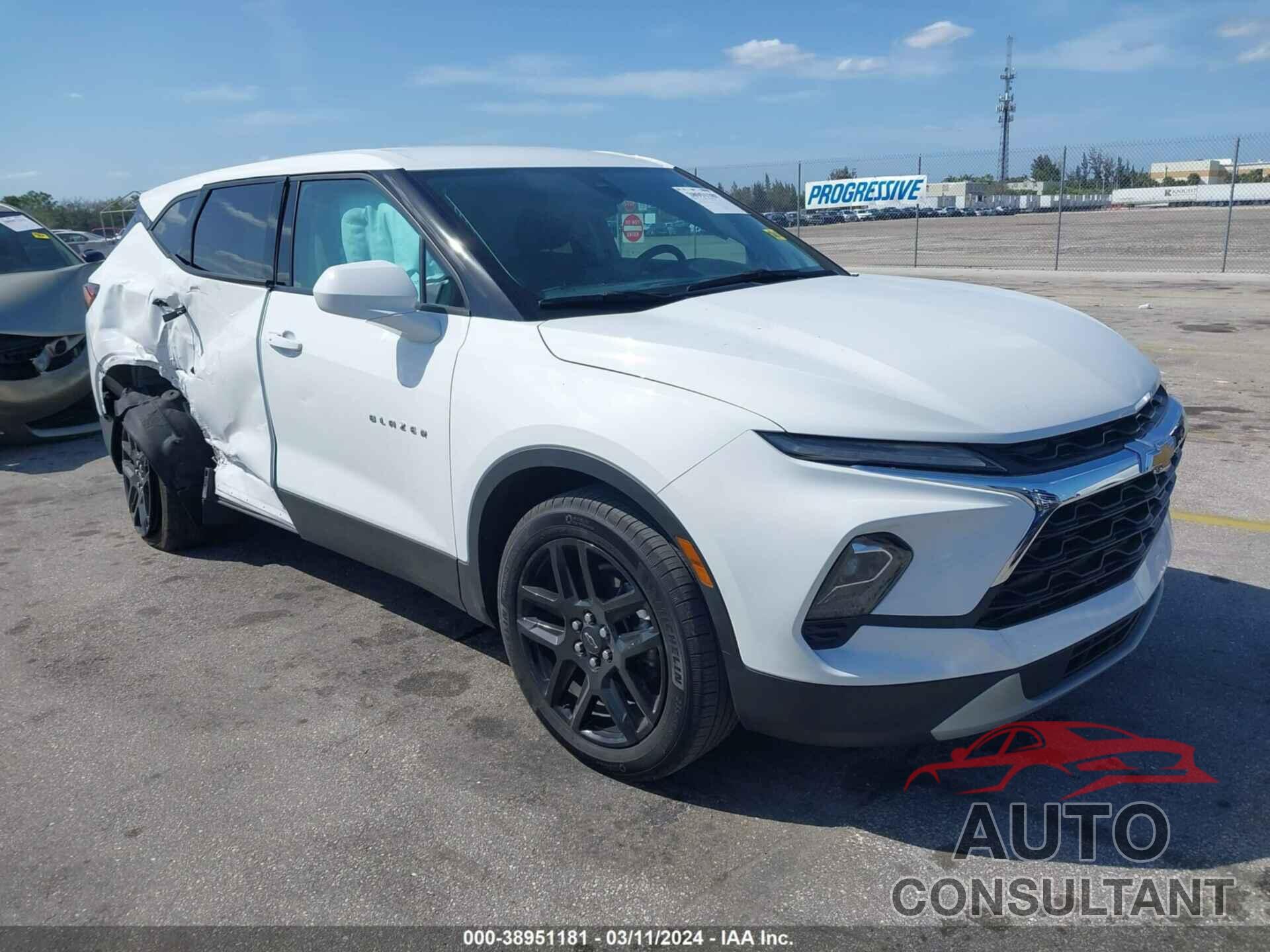 CHEVROLET BLAZER 2023 - 3GNKBCR44PS220438