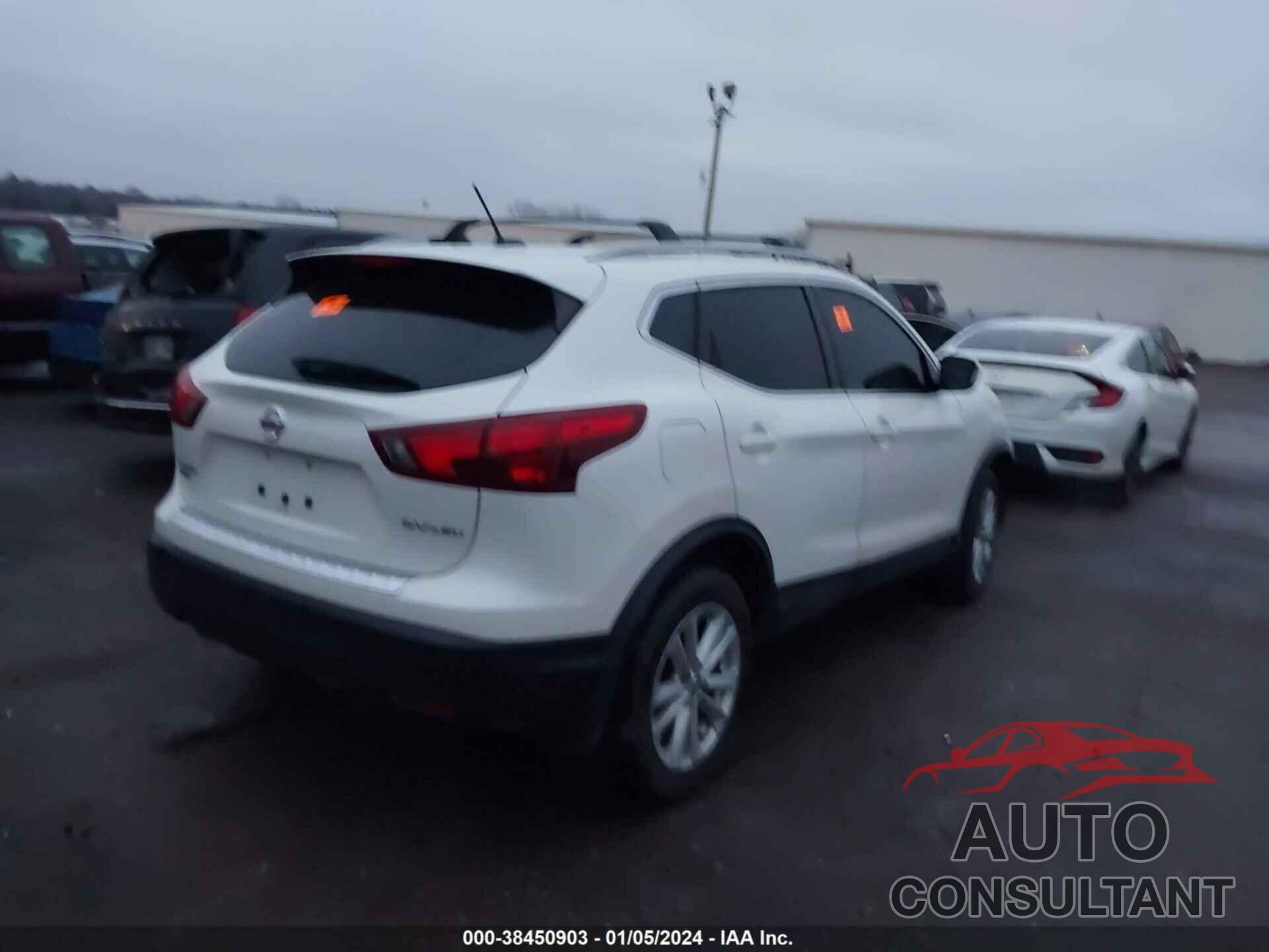 NISSAN ROGUE SPORT 2018 - JN1BJ1CR7JW207802