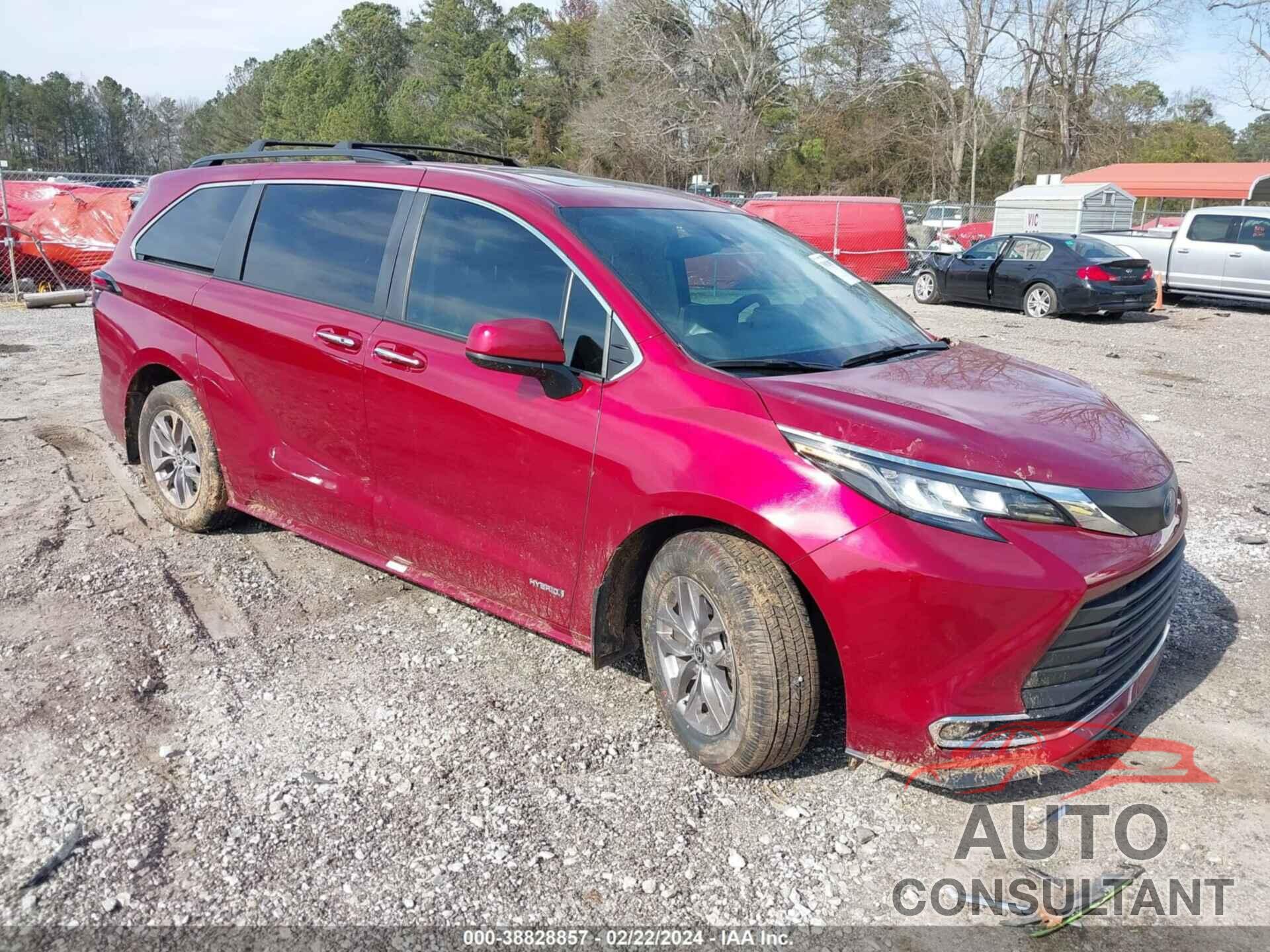 TOYOTA SIENNA 2021 - 5TDYRKEC0MS064615