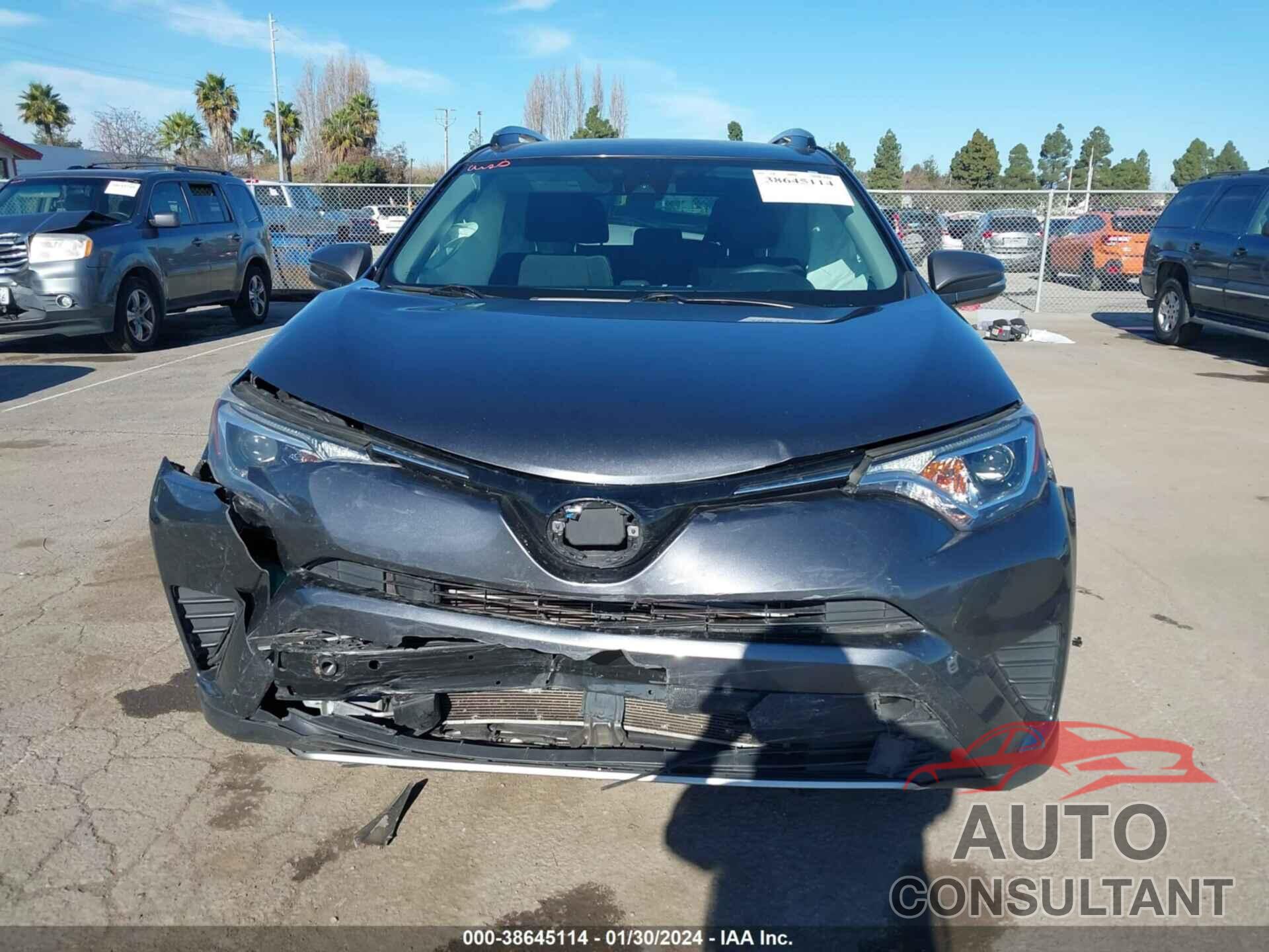 TOYOTA RAV4 HYBRID 2018 - JTMRJREV1JD212249