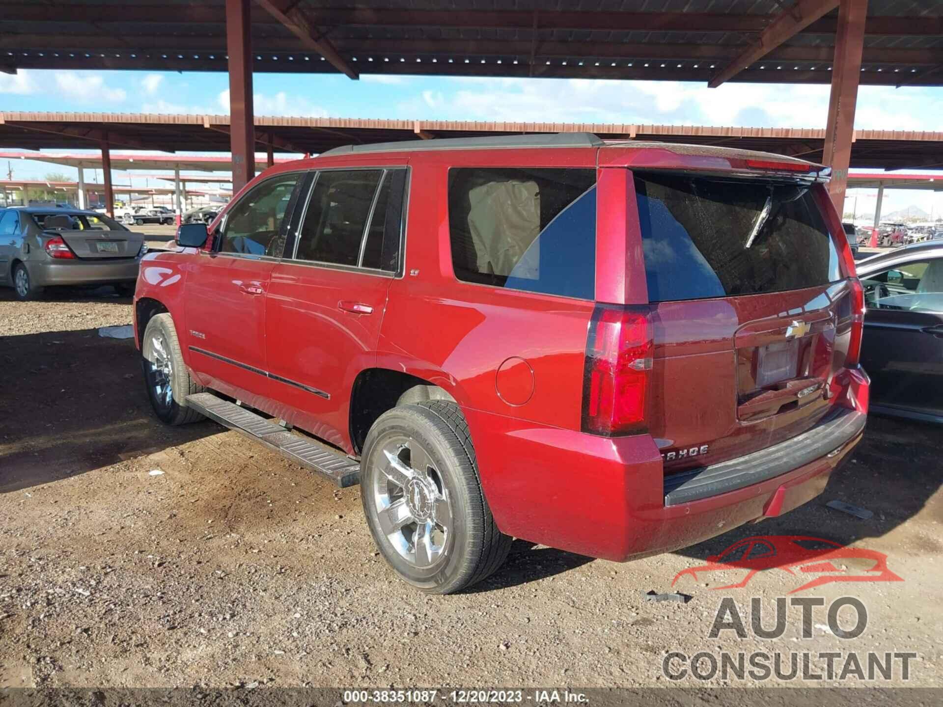 CHEVROLET TAHOE 2018 - 1GNSCBKC2JR386928