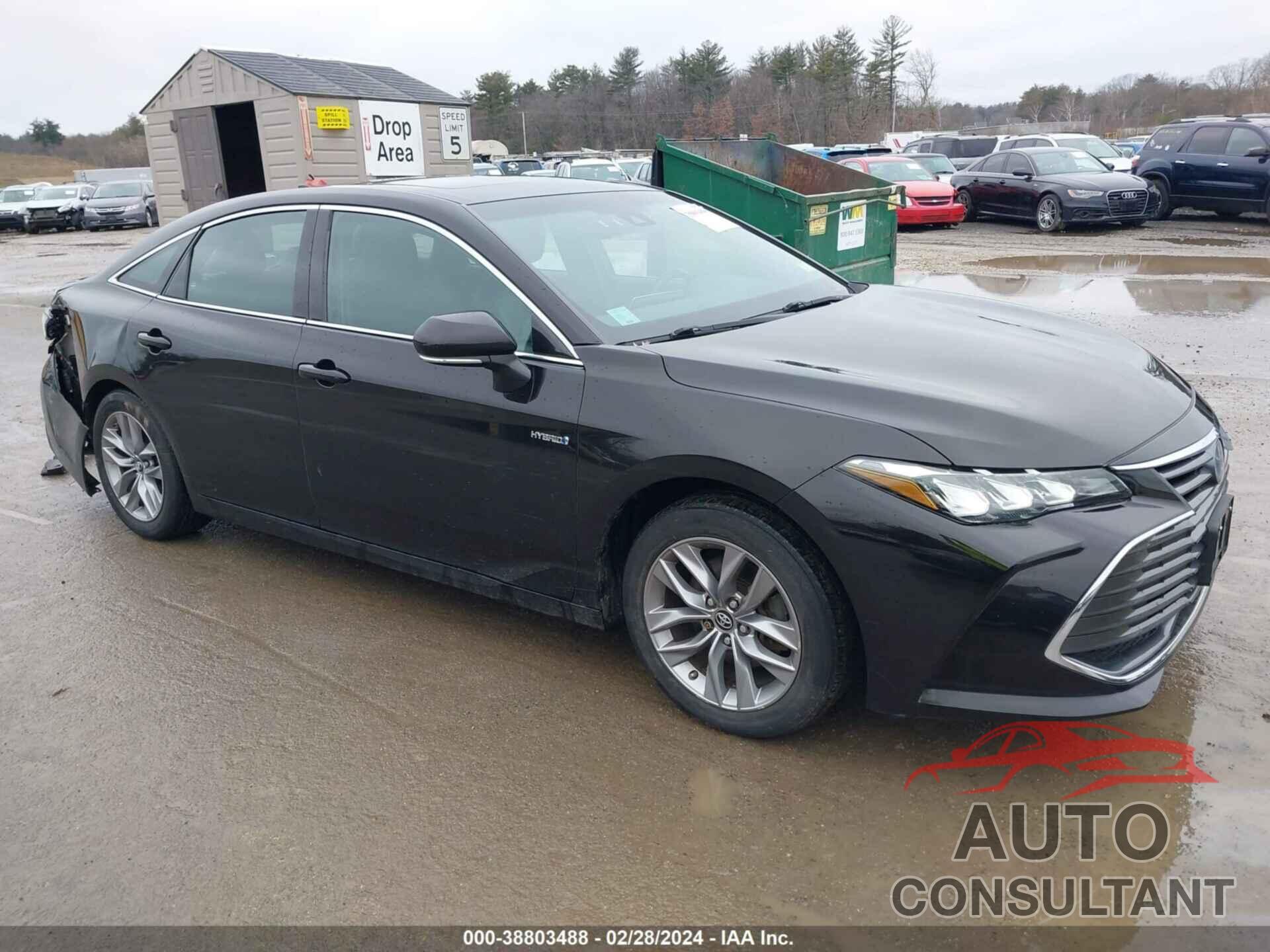 TOYOTA AVALON HYBRID 2019 - 4T1B21FB1KU008018