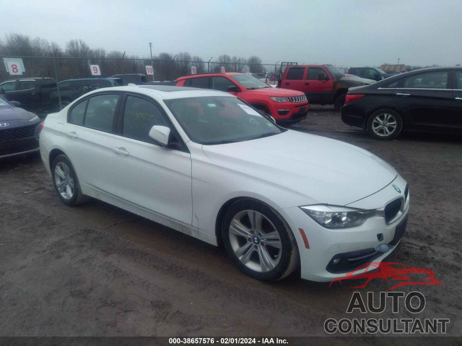 BMW 328I 2016 - WBA8E3G57GNU00705