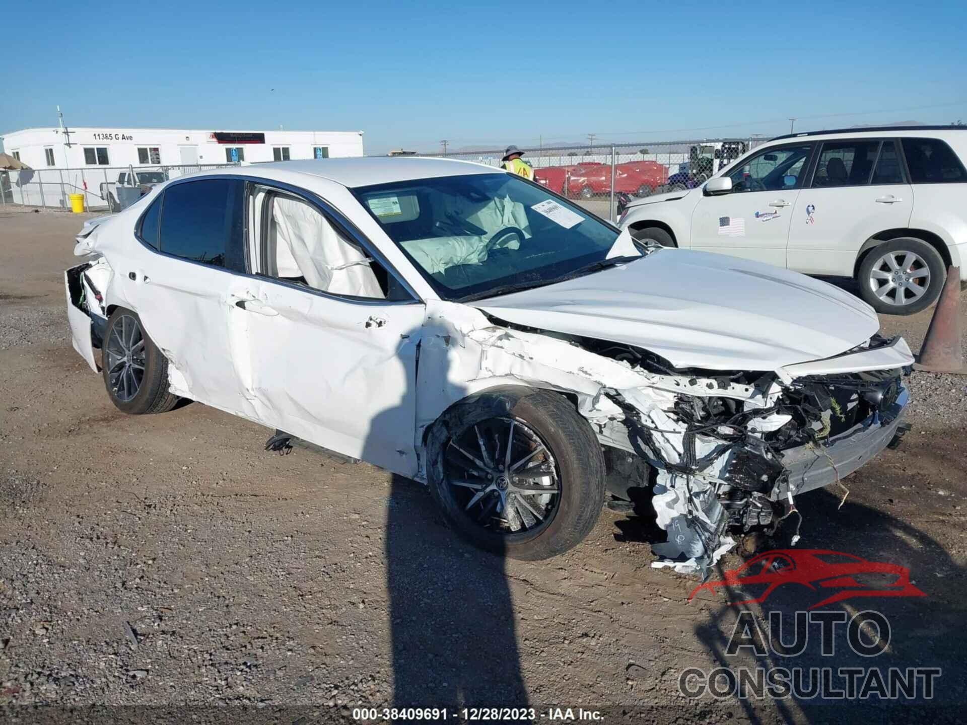 TOYOTA CAMRY 2023 - 4T1T11AK5PU169719