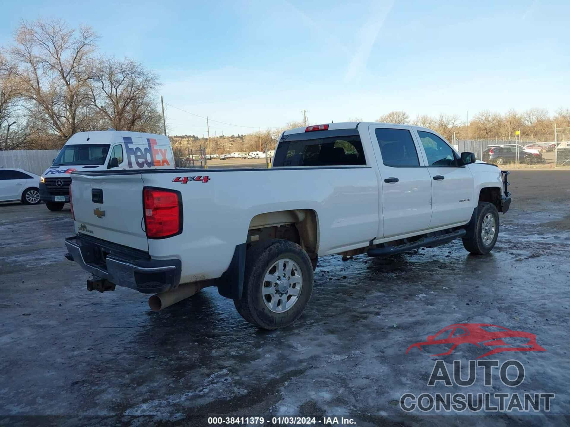 CHEVROLET SILVERADO 2500HD 2018 - 1GC1KUEY3JF239139