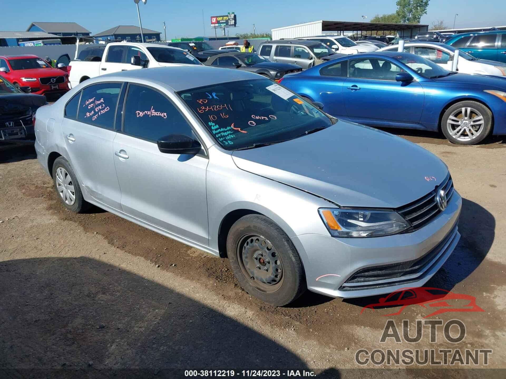 VOLKSWAGEN JETTA 2016 - 3VW267AJ5GM352700