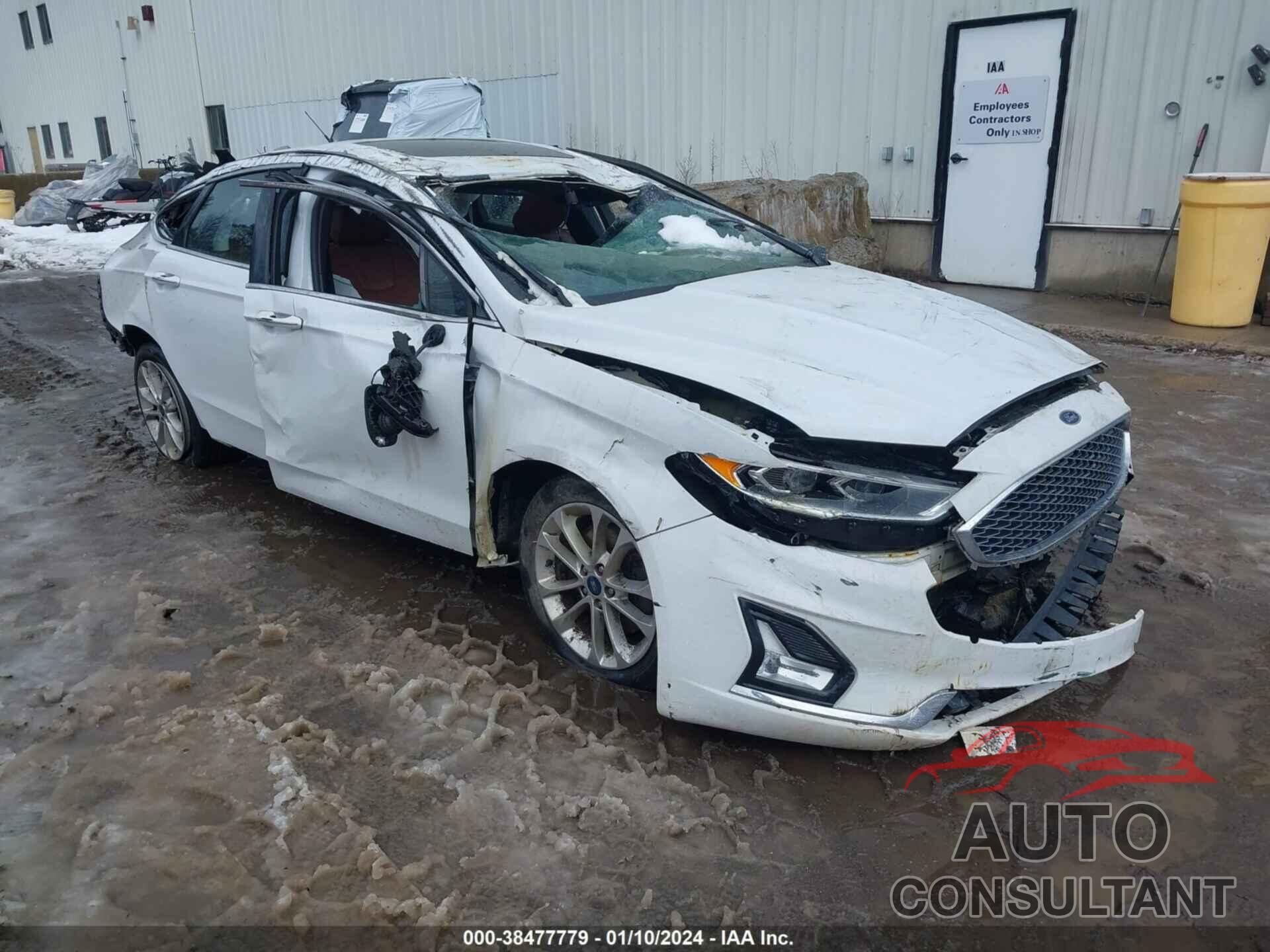 FORD FUSION 2019 - 3FA6P0SU1KR244559