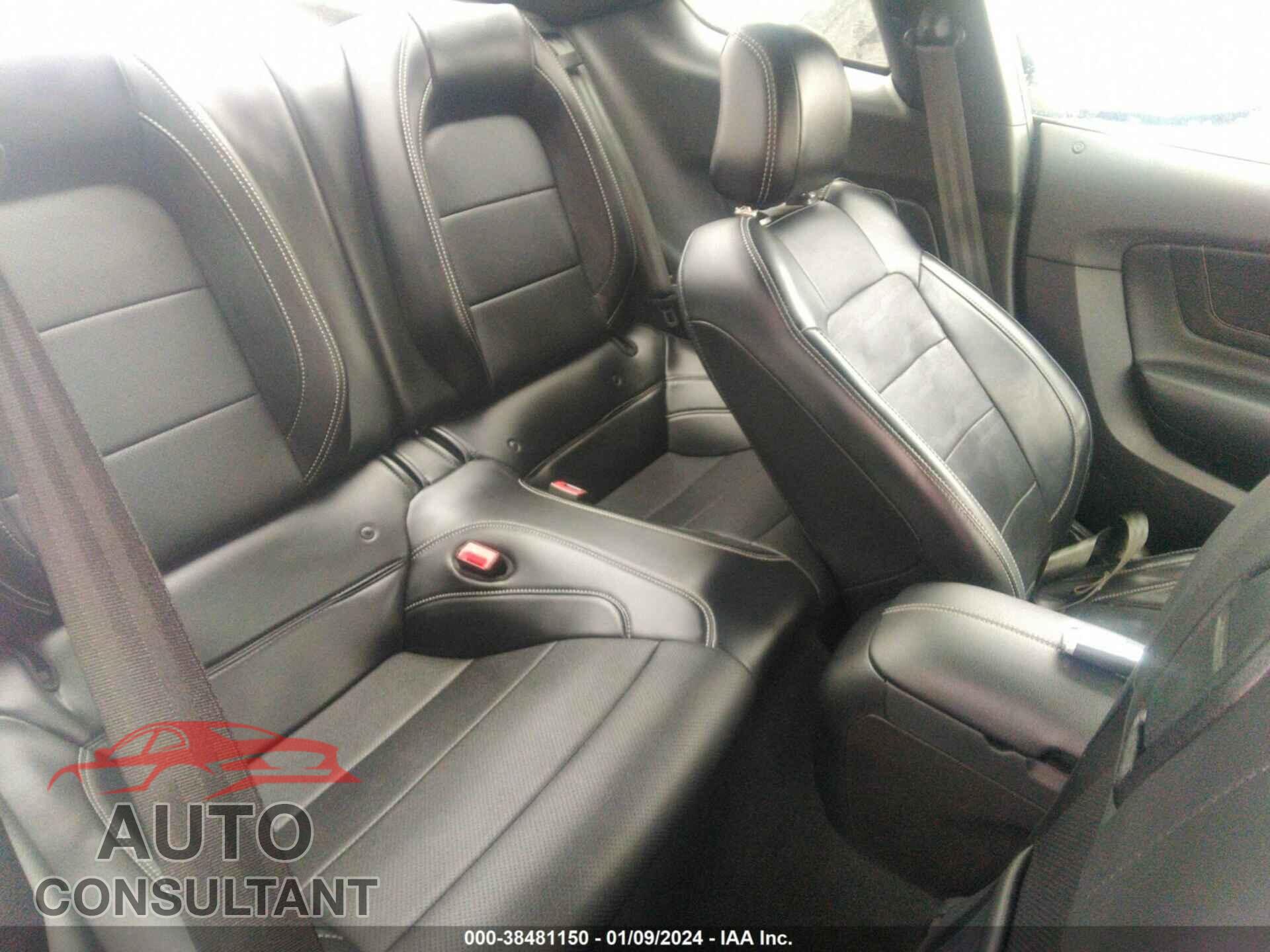 FORD MUSTANG 2019 - 1FA6P8TH1K5180414