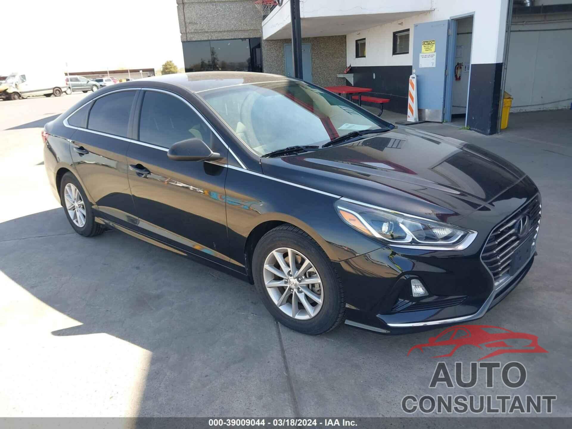 HYUNDAI SONATA 2018 - 5NPE24AA3JH691818