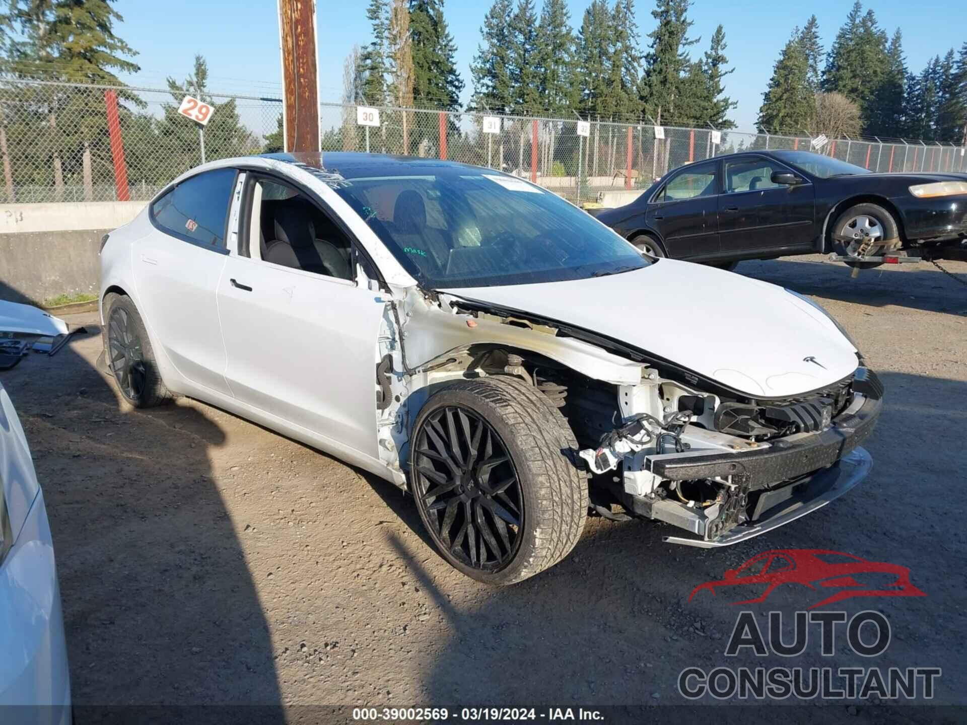 TESLA MODEL 3 2019 - 5YJ3E1EB4KF494267