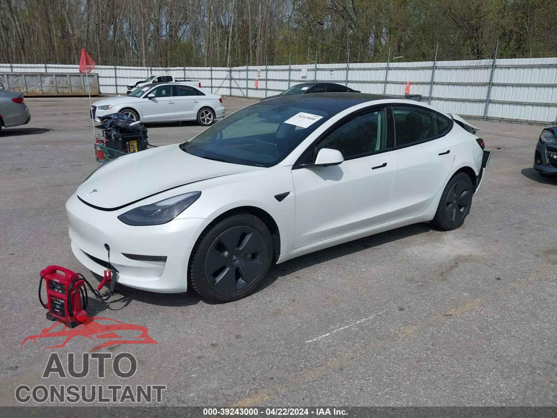 TESLA MODEL 3 2022 - 5YJ3E1EB8NF349088