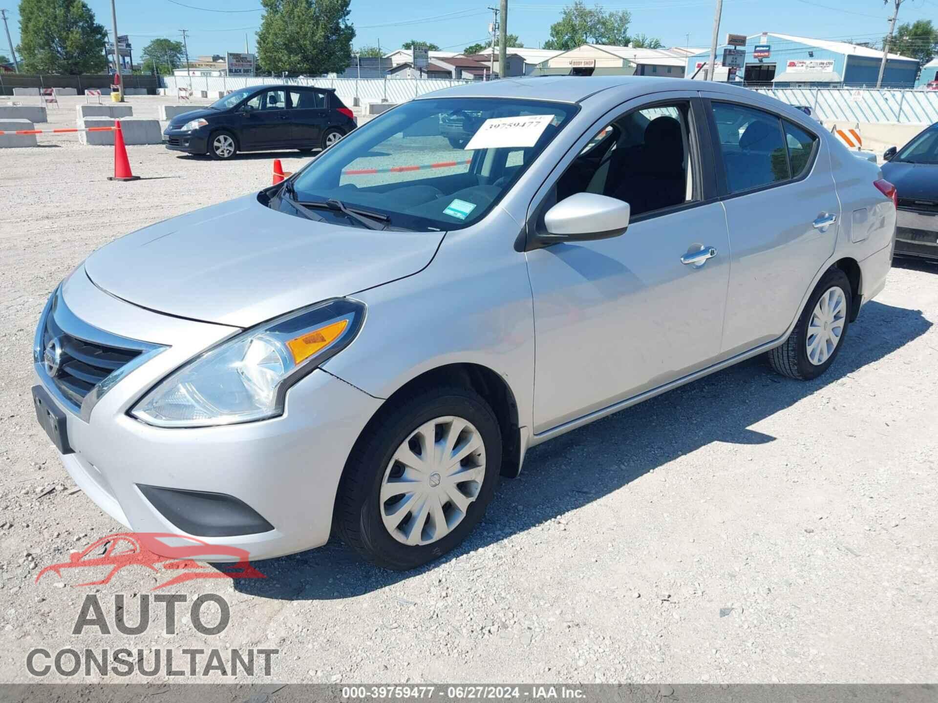 NISSAN VERSA 2017 - 3N1CN7AP5HL833507