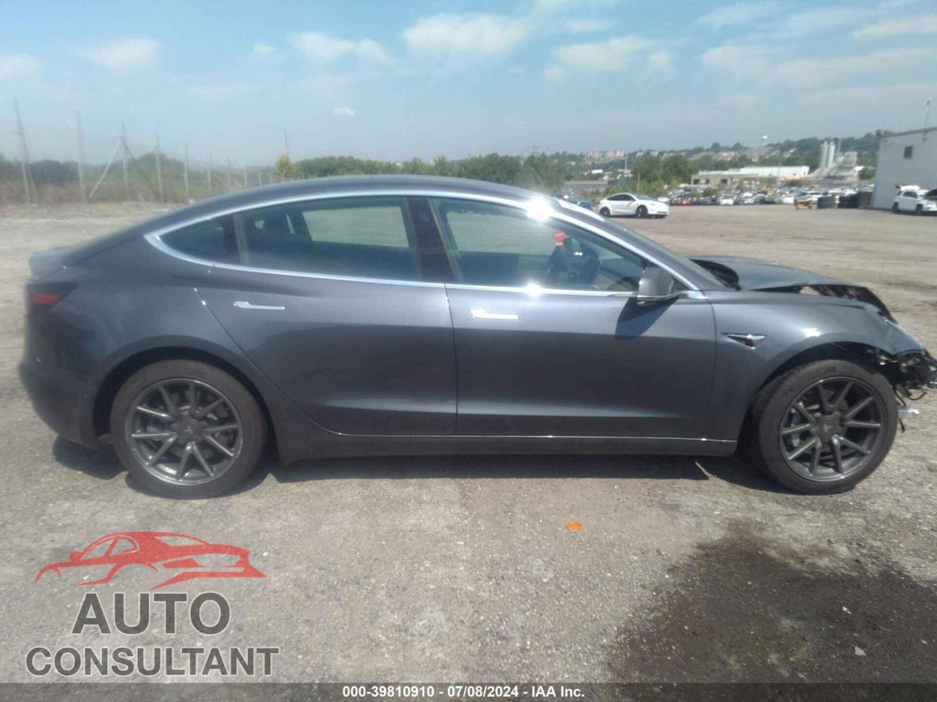 TESLA MODEL 3 2019 - 5YJ3E1EA5KF416135